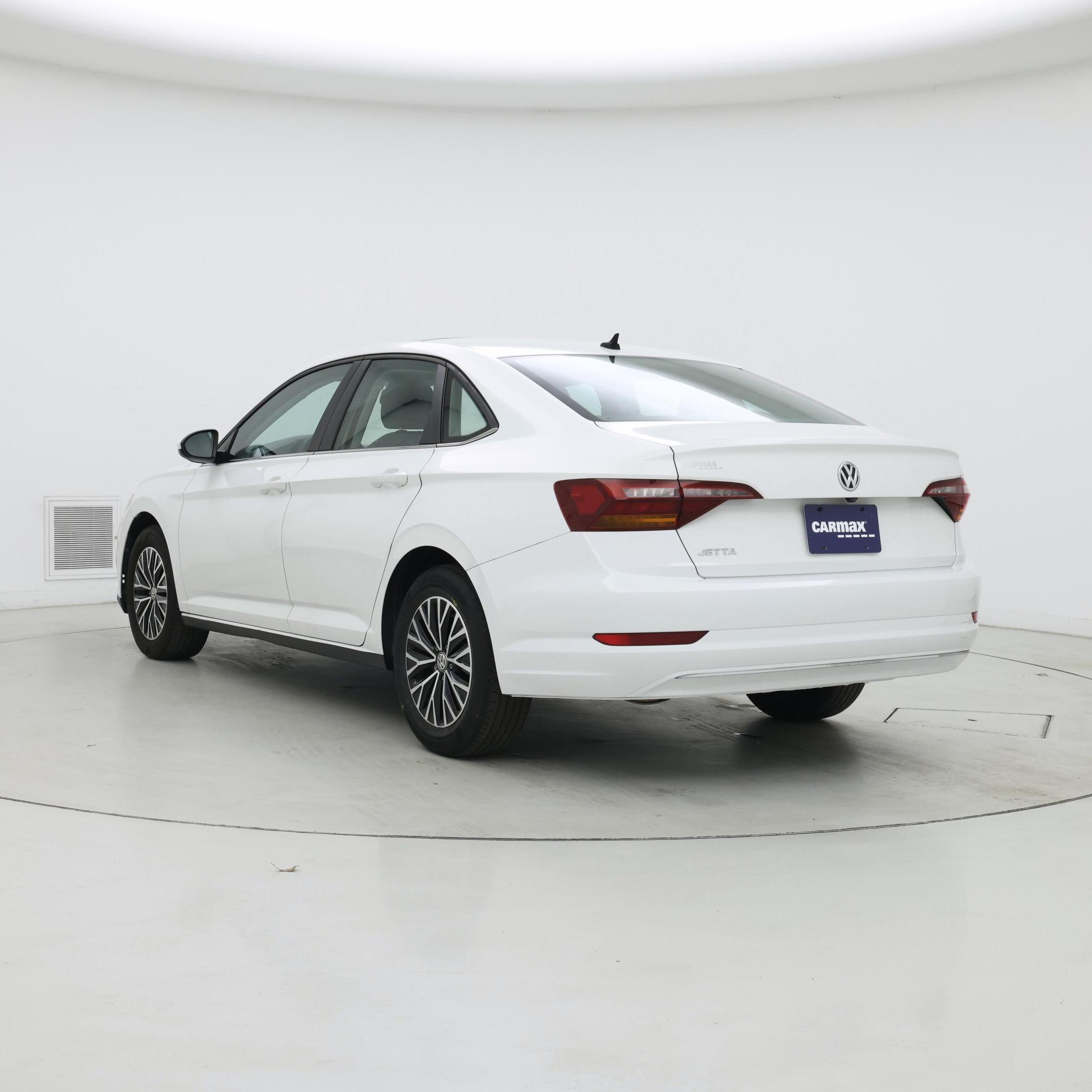 Thumbnail: 2019 Volkswagen Jetta - 2