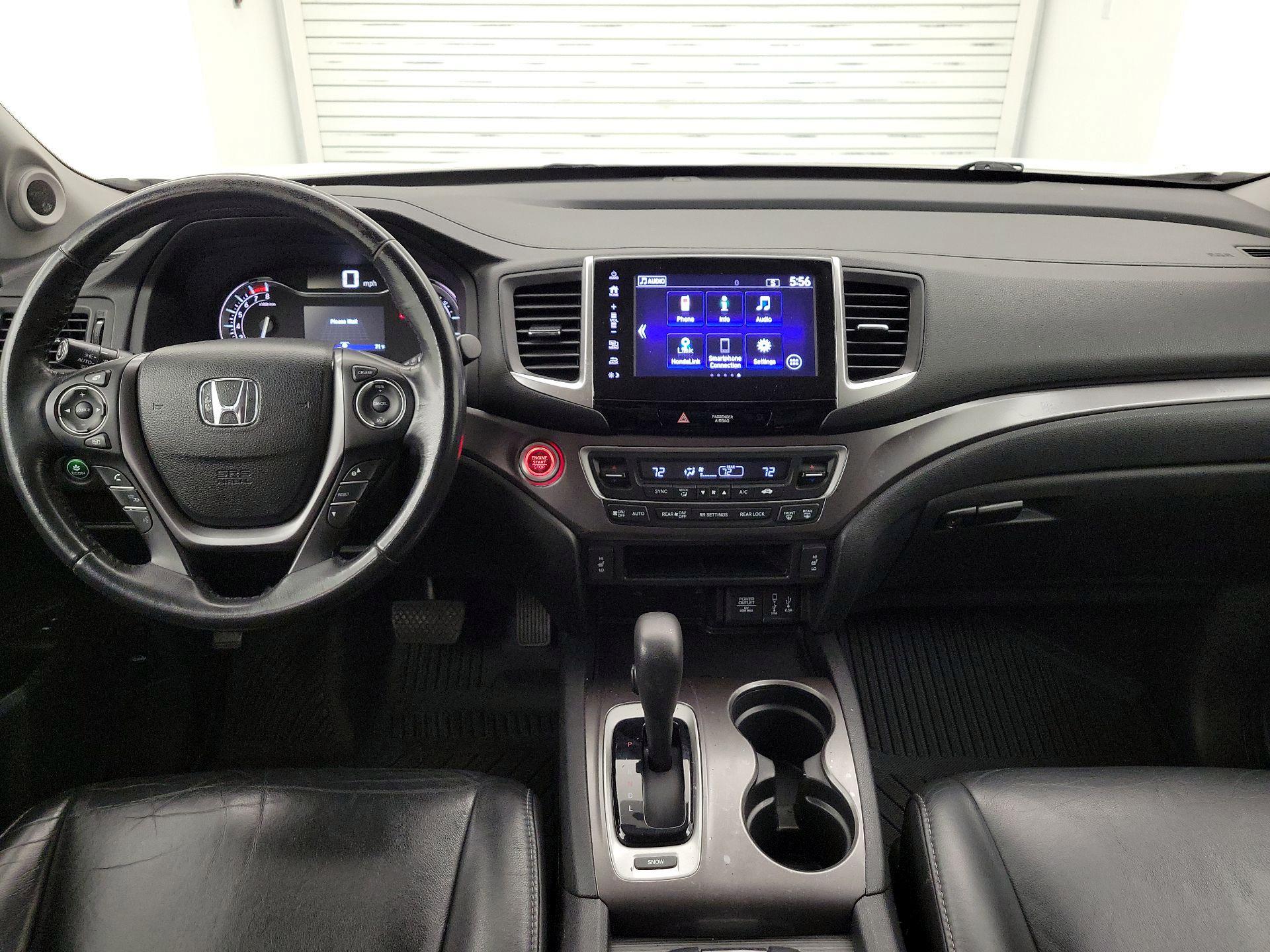 Thumbnail: 2018 Honda Pilot - 9