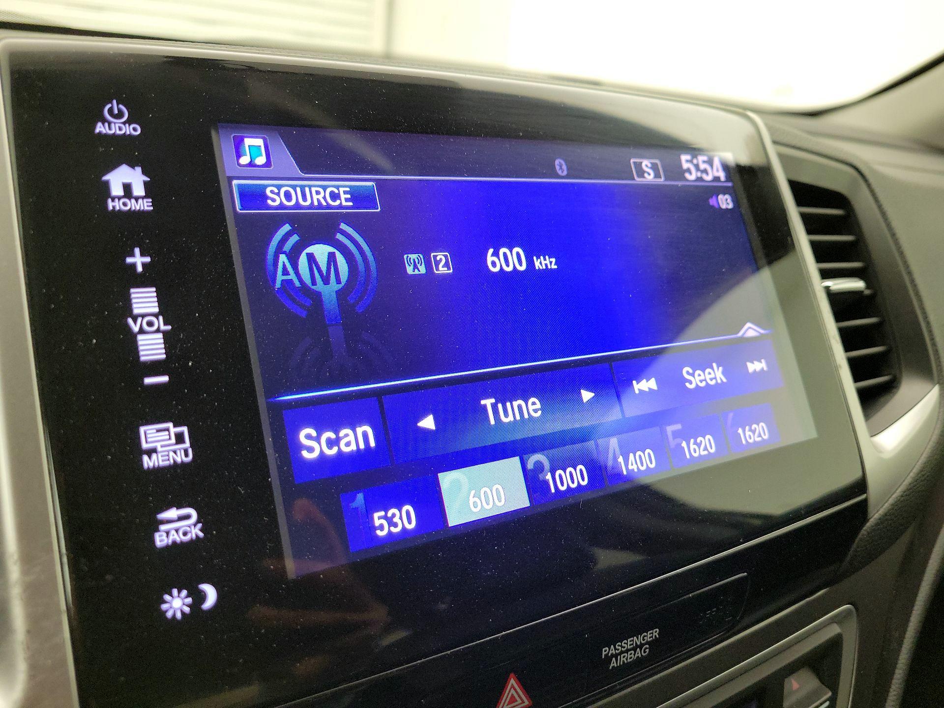 Thumbnail: 2018 Honda Pilot - 15