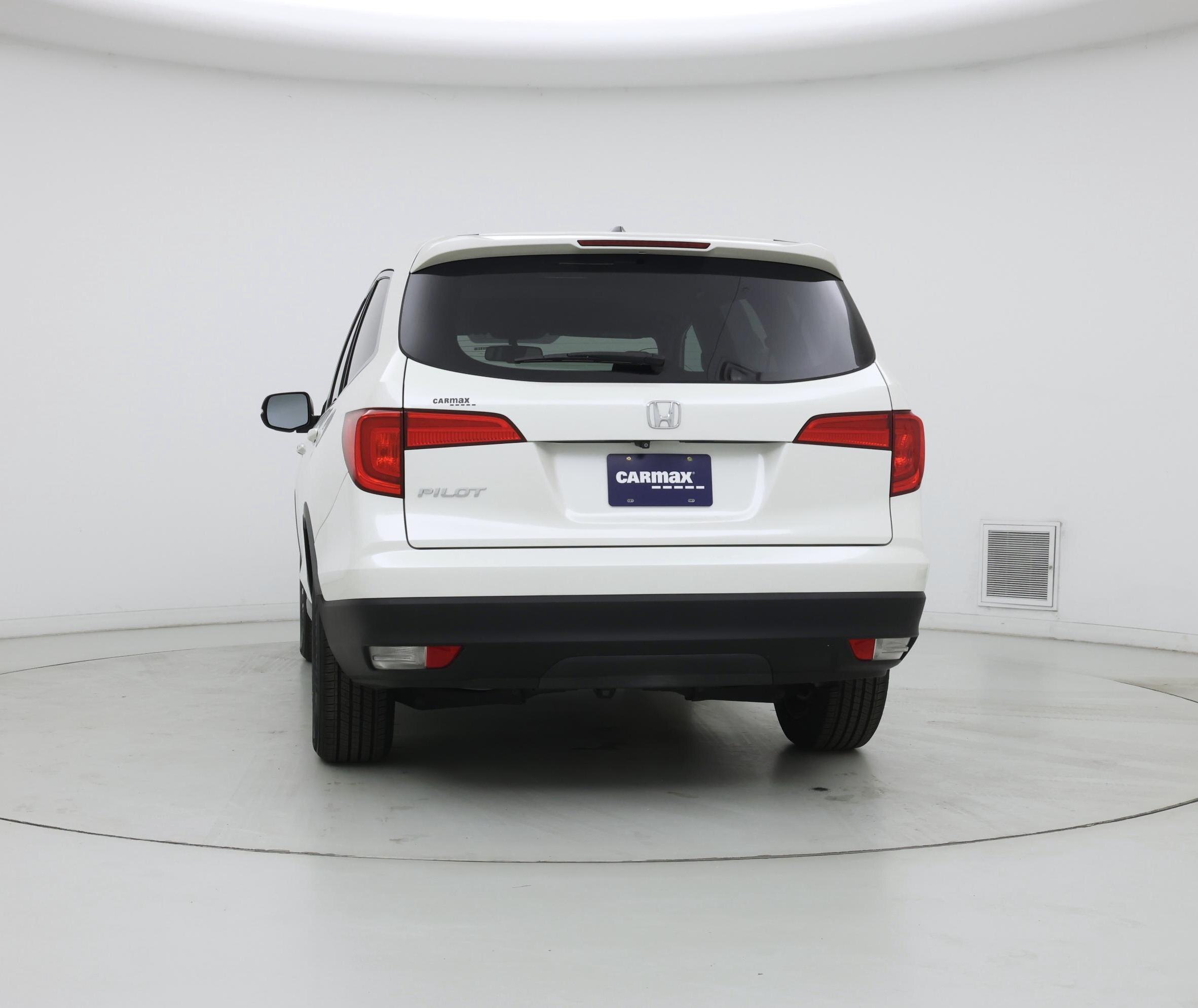 Thumbnail: 2018 Honda Pilot - 6