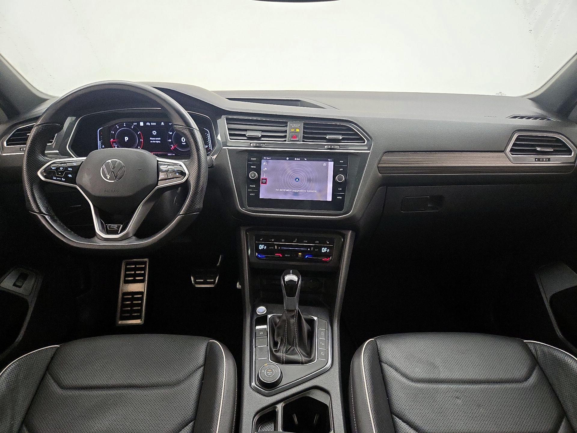 Thumbnail: 2022 Volkswagen Tiguan - 9