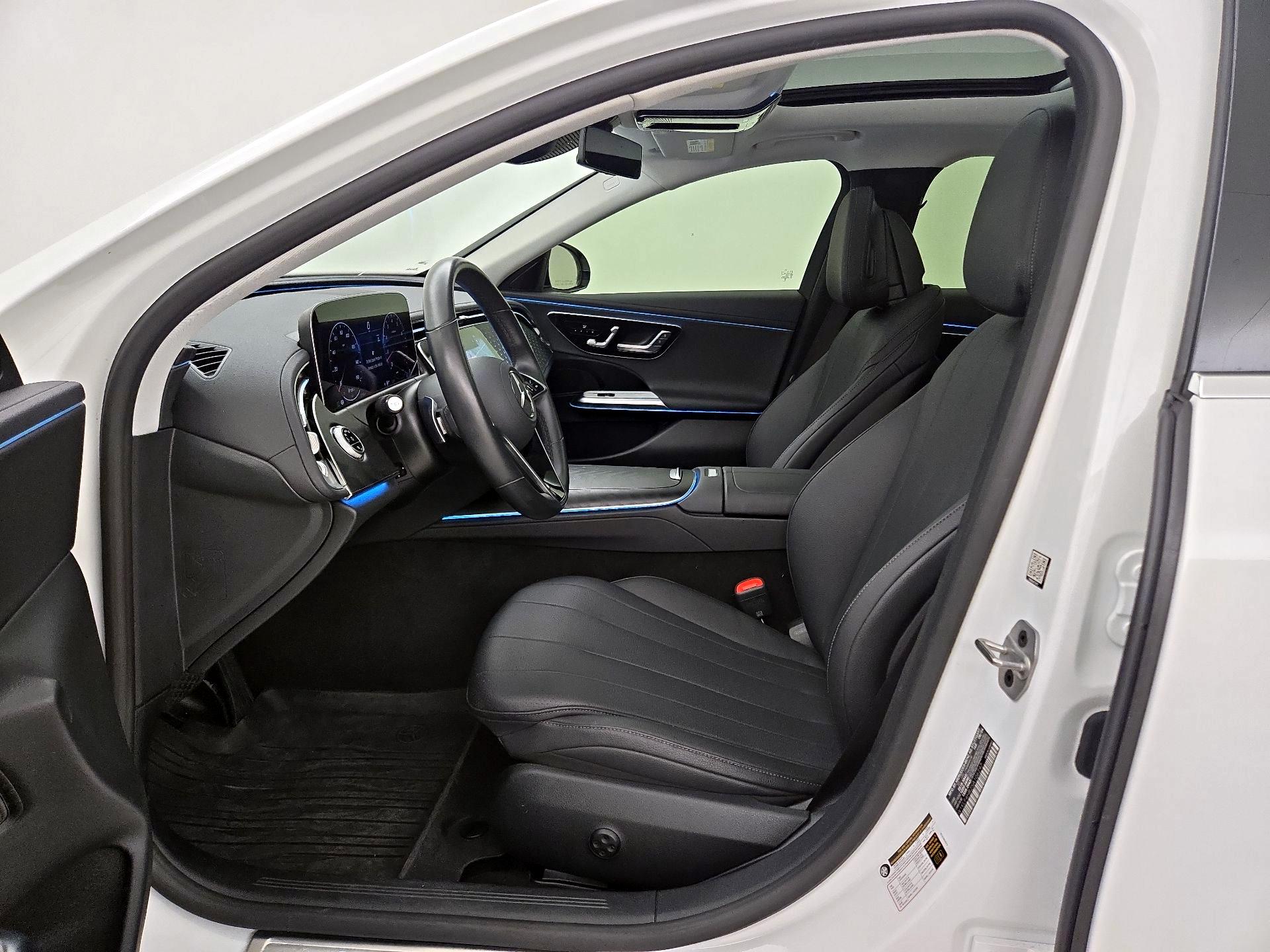 Thumbnail: 2025 Mercedes-Benz E-Class - 11