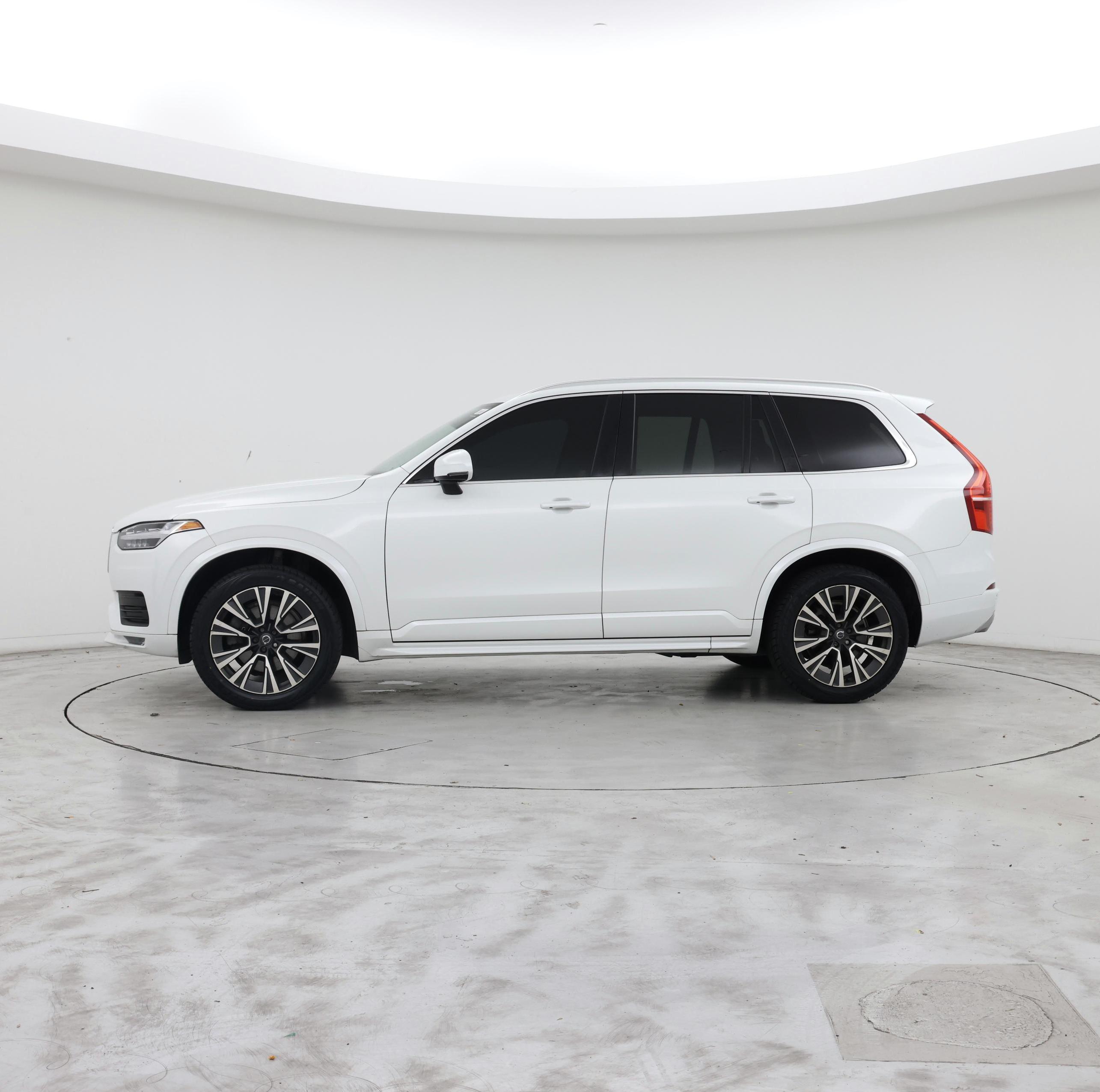 Thumbnail: 2020 Volvo XC90 - 3