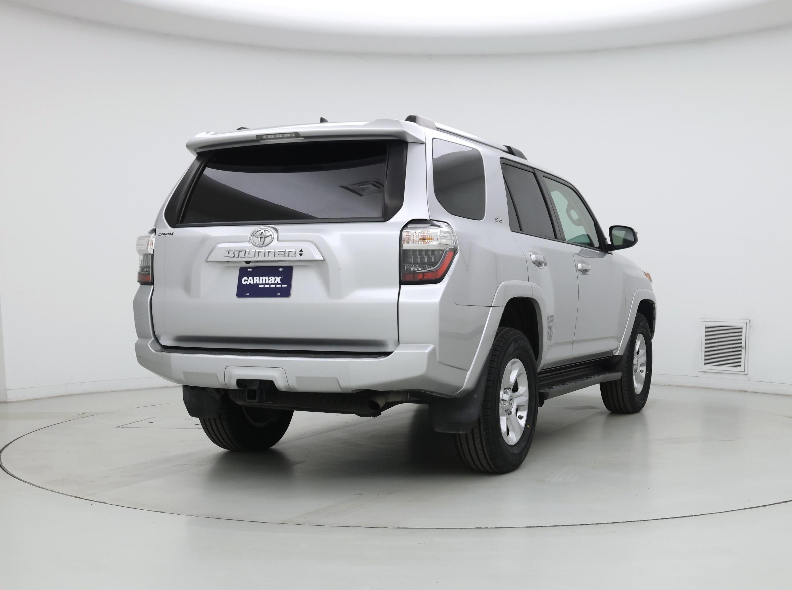 Thumbnail: 2021 Toyota 4Runner - 8