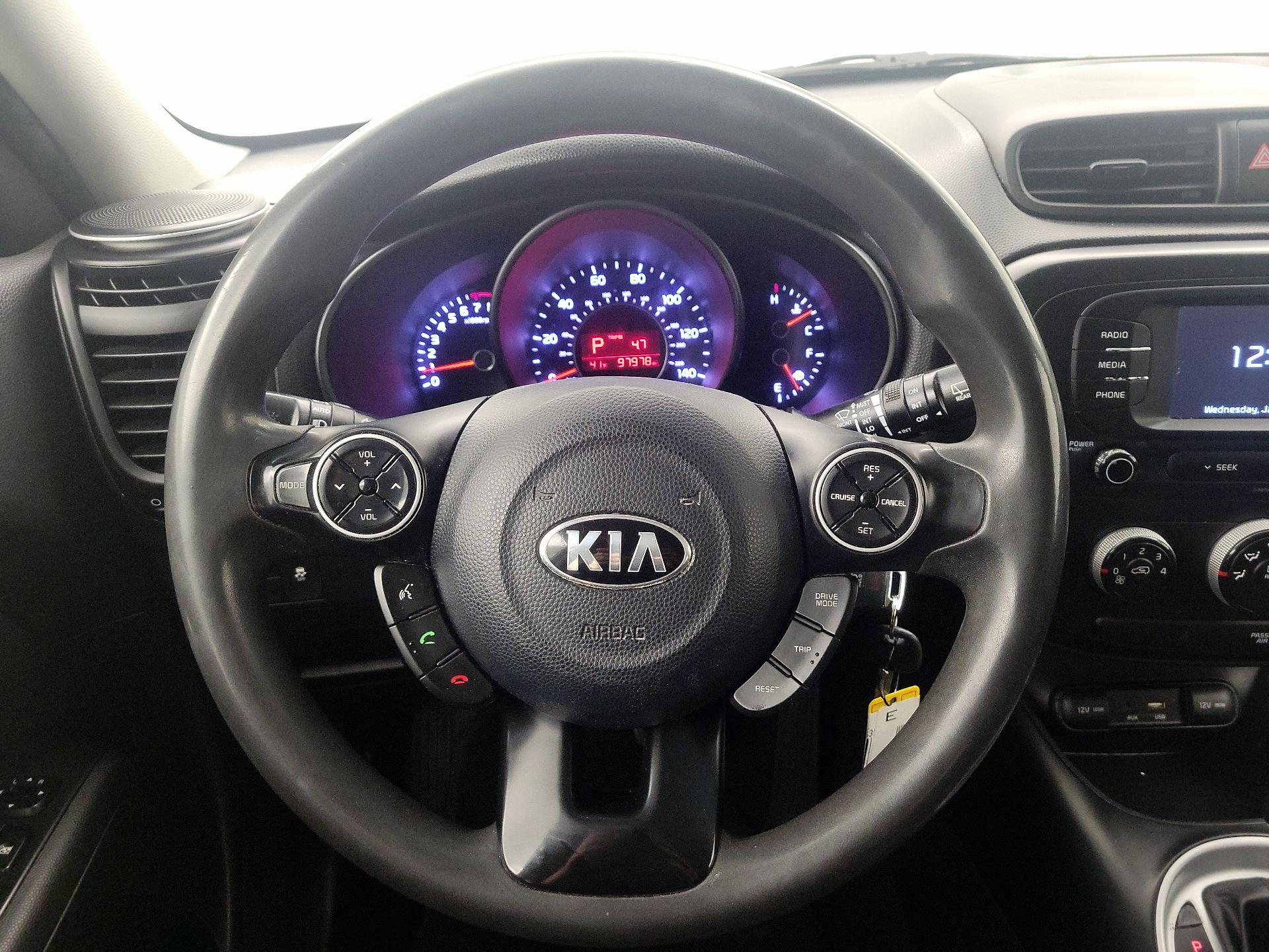 Thumbnail: 2019 Kia Soul - 10