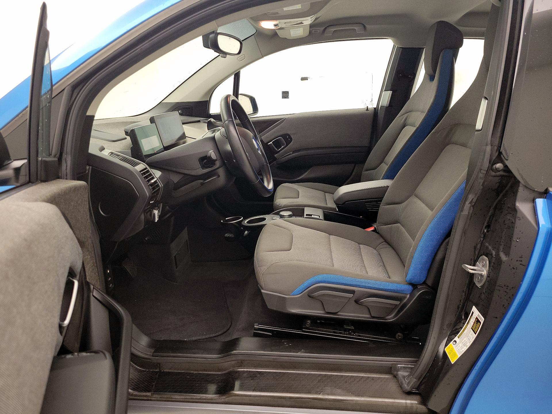 Thumbnail: 2017 BMW i3 - 11