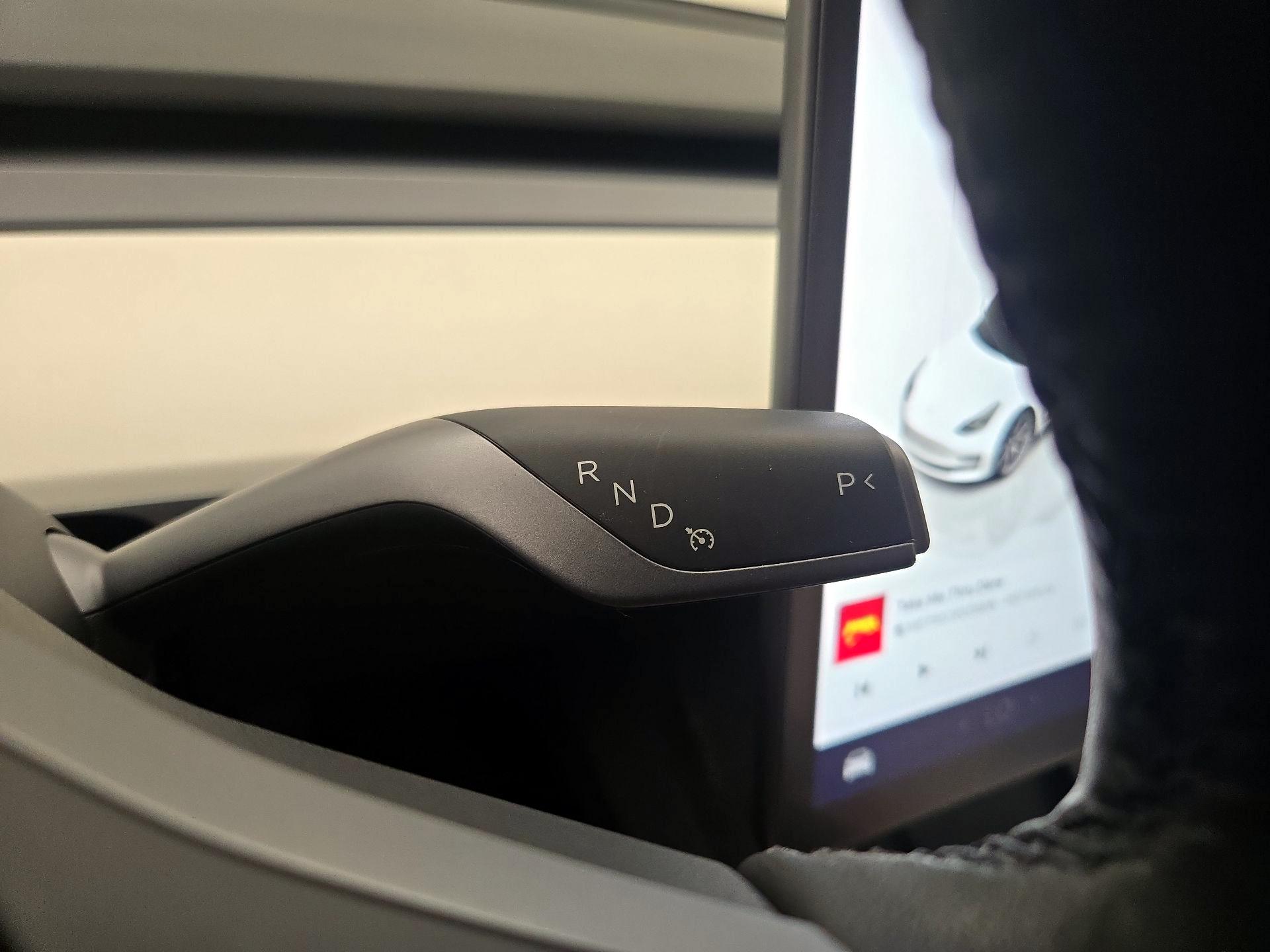 Thumbnail: 2022 Tesla Model 3 - 17