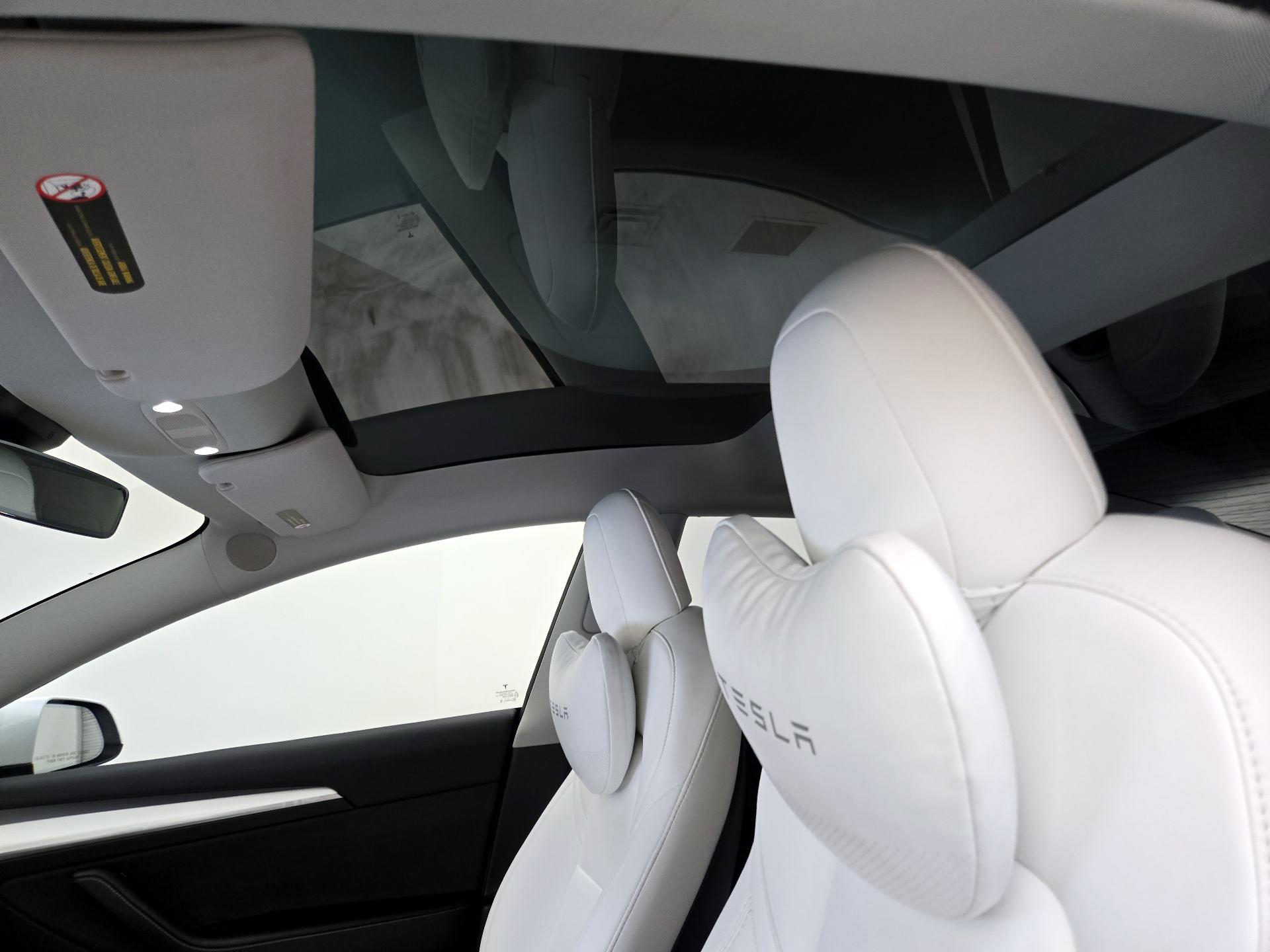 Thumbnail: 2022 Tesla Model 3 - 18