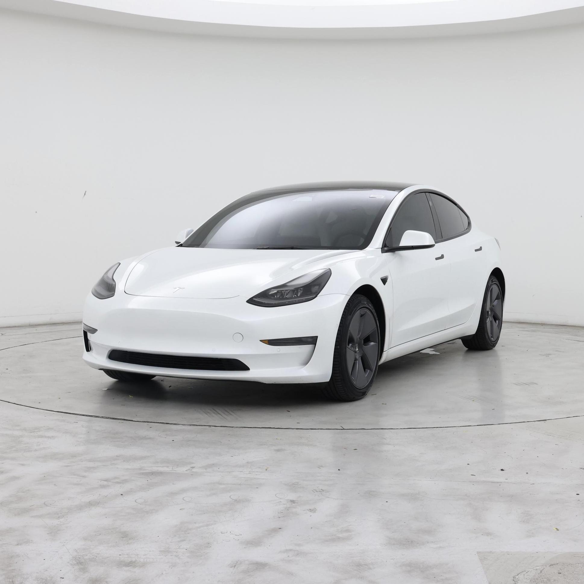 Thumbnail: 2022 Tesla Model 3 - 4
