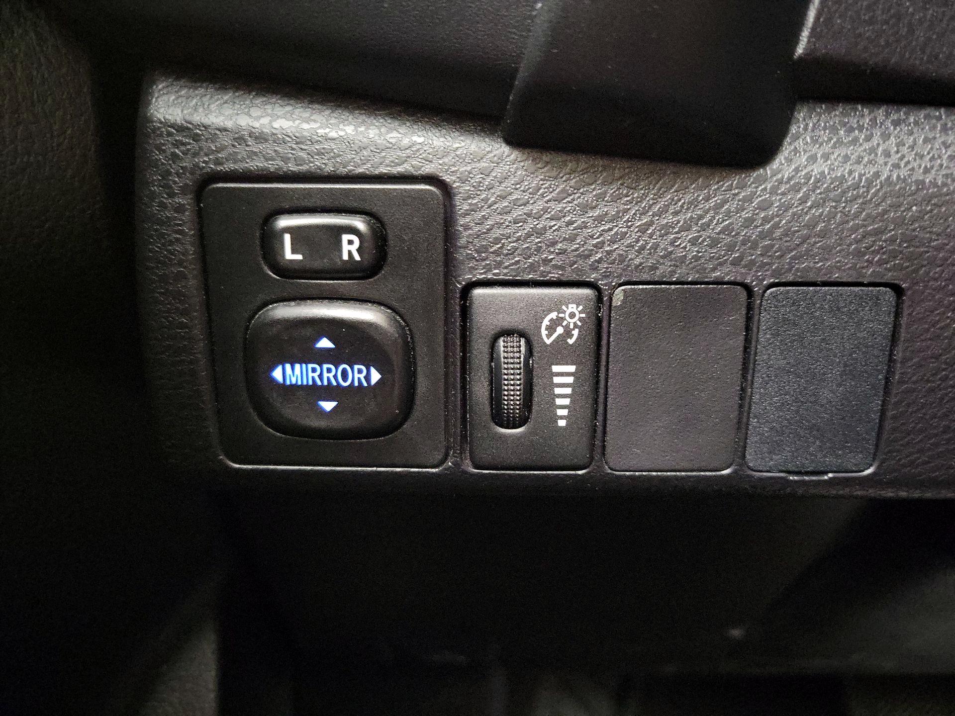 Thumbnail: 2019 Toyota Corolla - 13