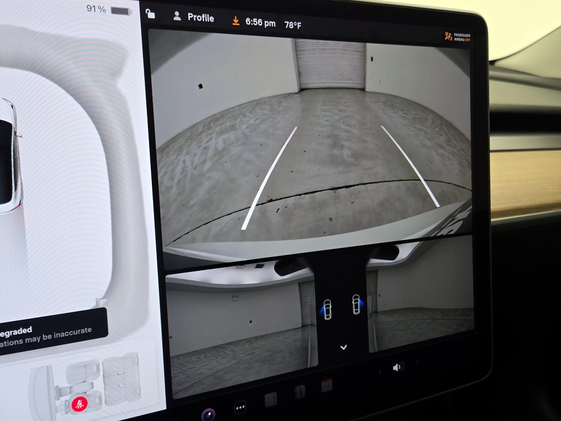 Thumbnail: 2023 Tesla Model 3 - 15