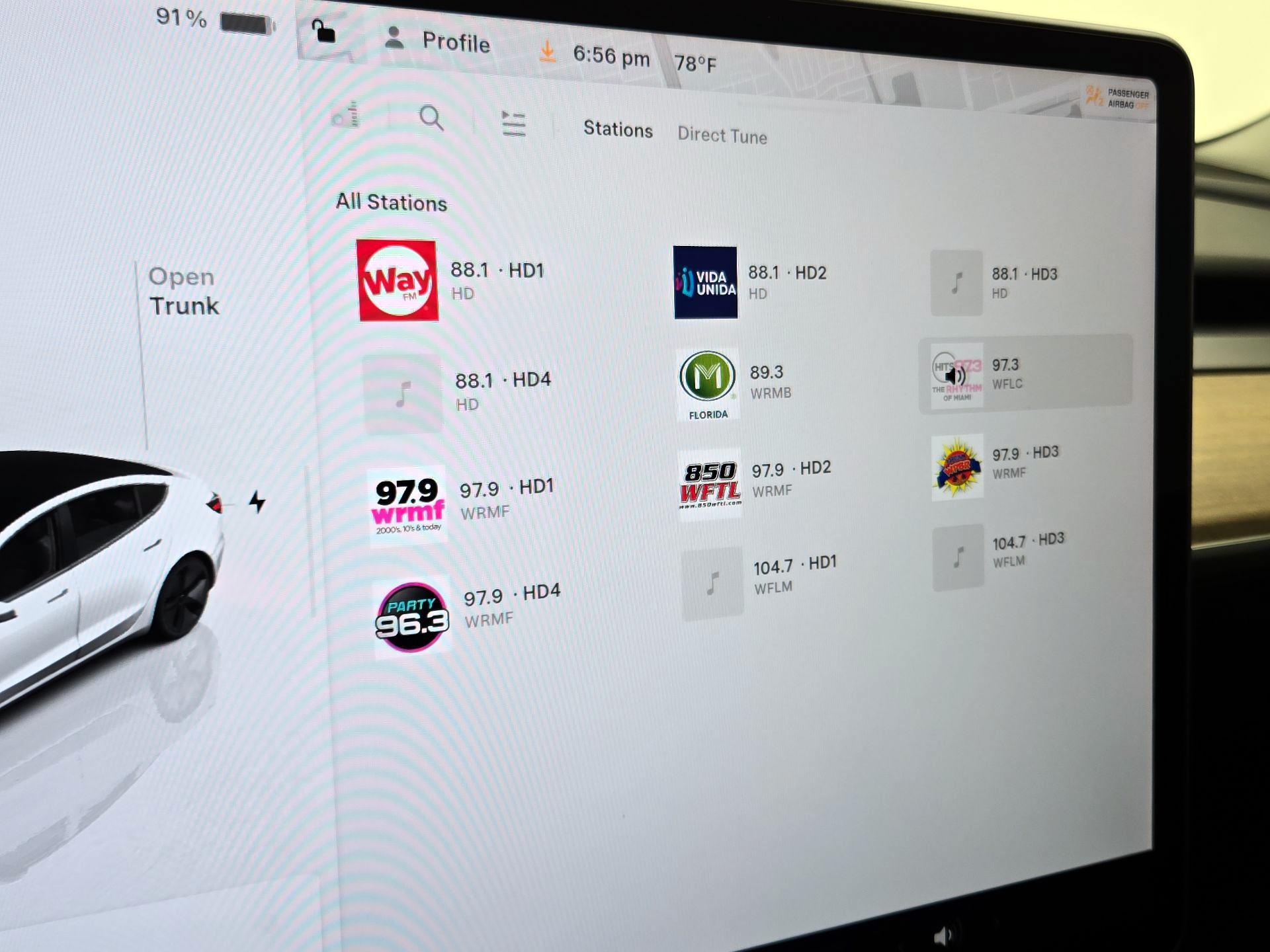 Thumbnail: 2023 Tesla Model 3 - 16