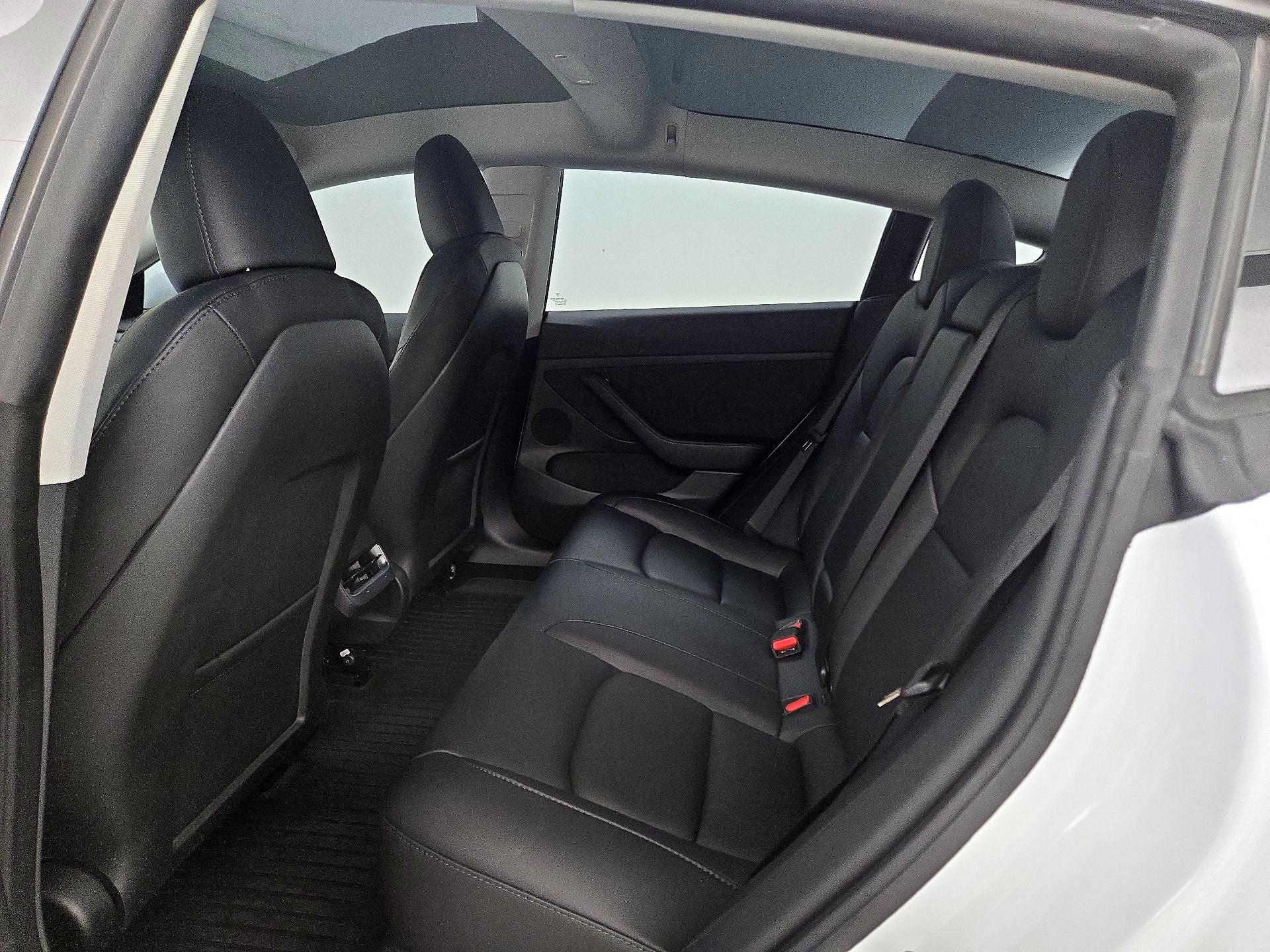 Thumbnail: 2023 Tesla Model 3 - 20