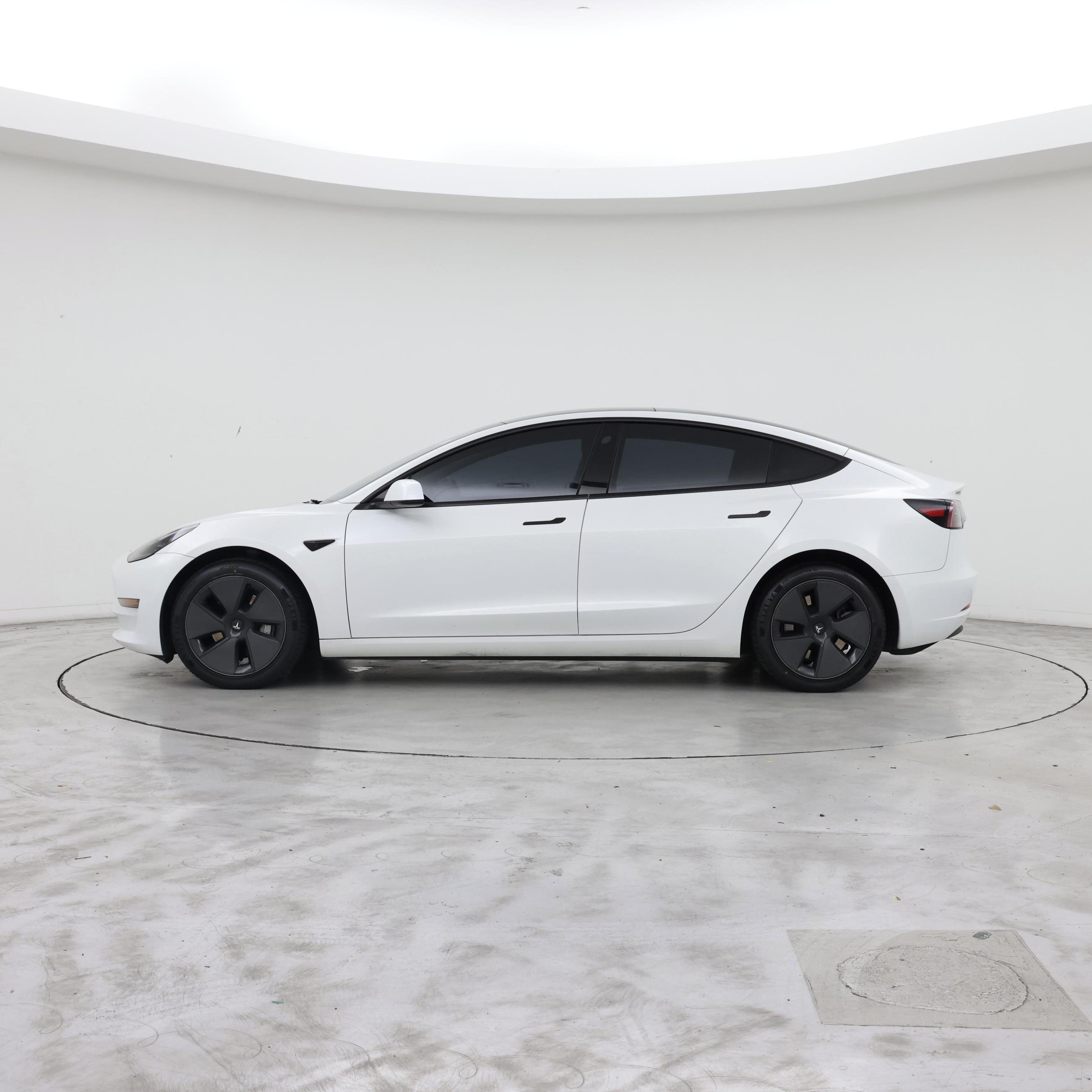 Thumbnail: 2023 Tesla Model 3 - 3