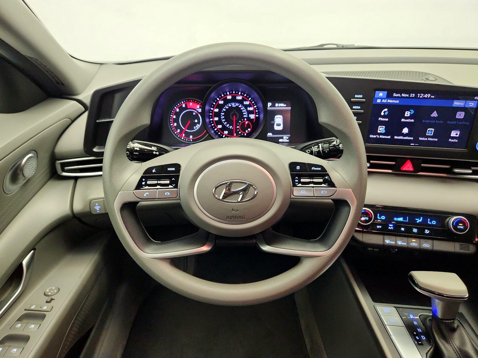 Thumbnail: 2023 Hyundai Elantra - 10