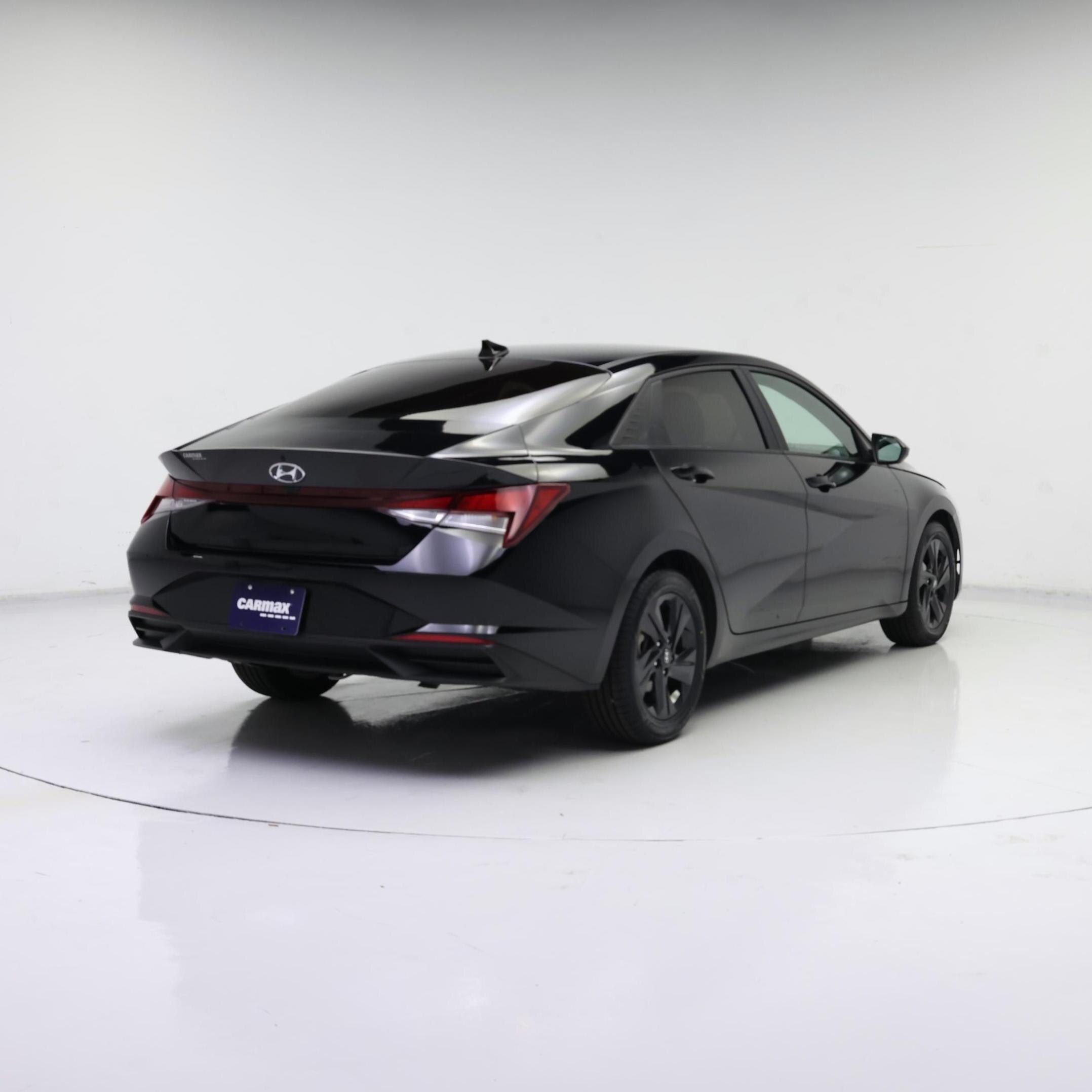 Thumbnail: 2023 Hyundai Elantra - 8