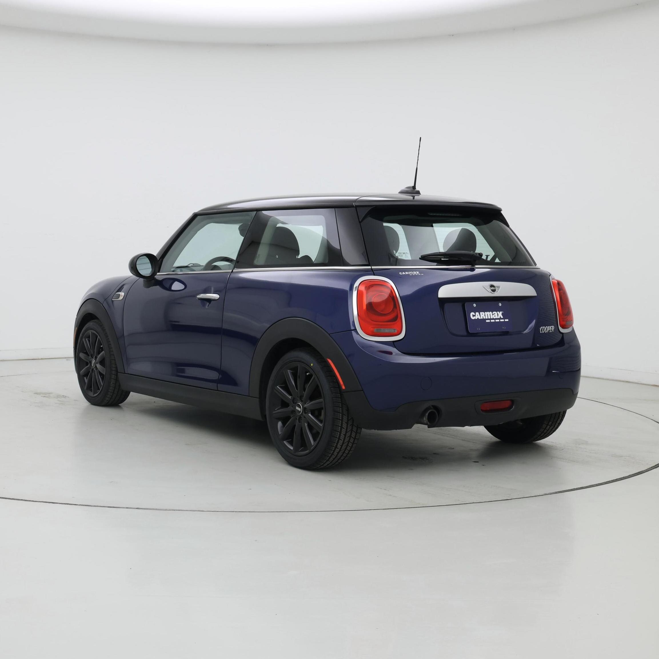 Thumbnail: 2015 MINI Cooper Hardtop - 2