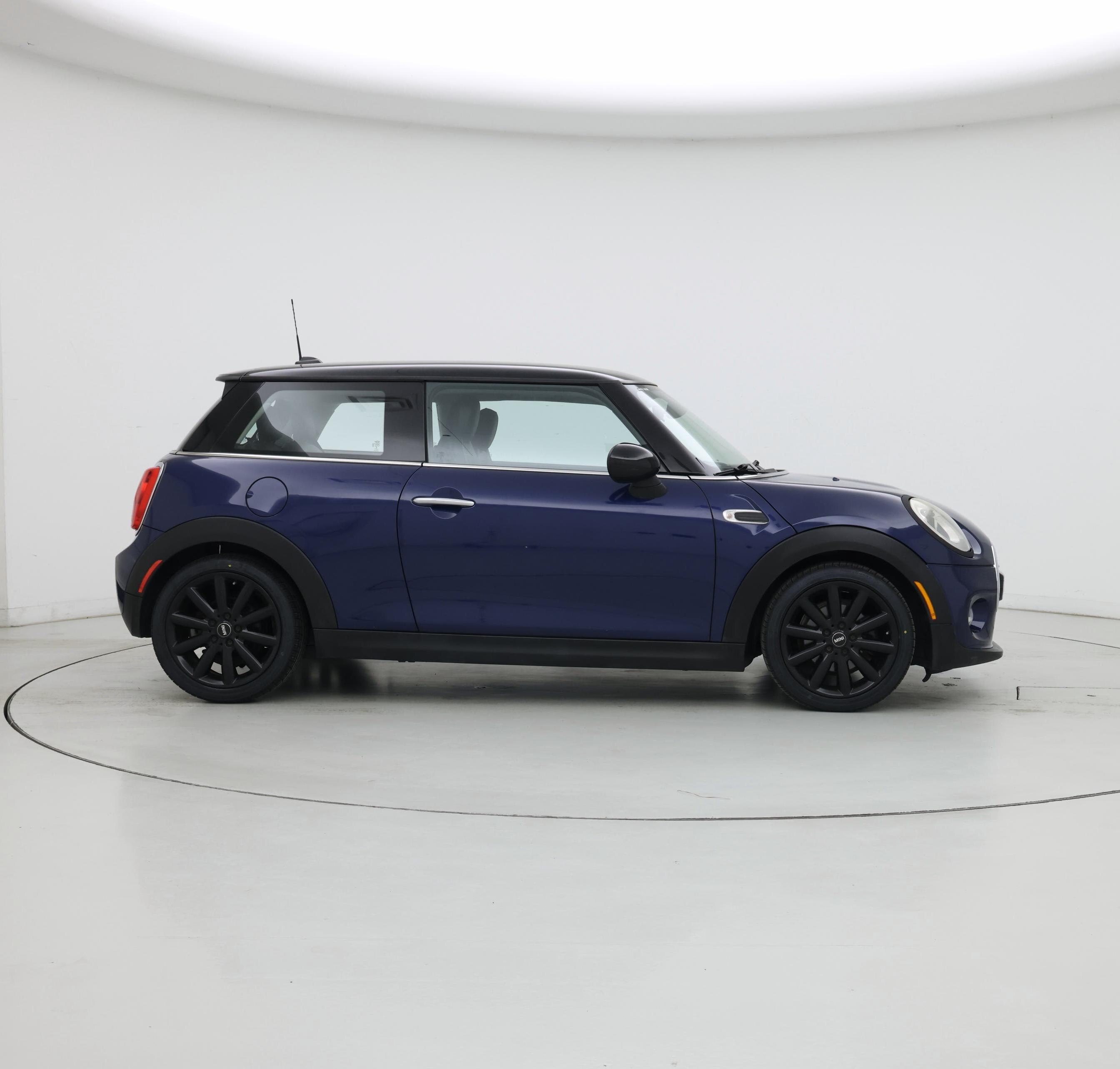 Thumbnail: 2015 MINI Cooper Hardtop - 7