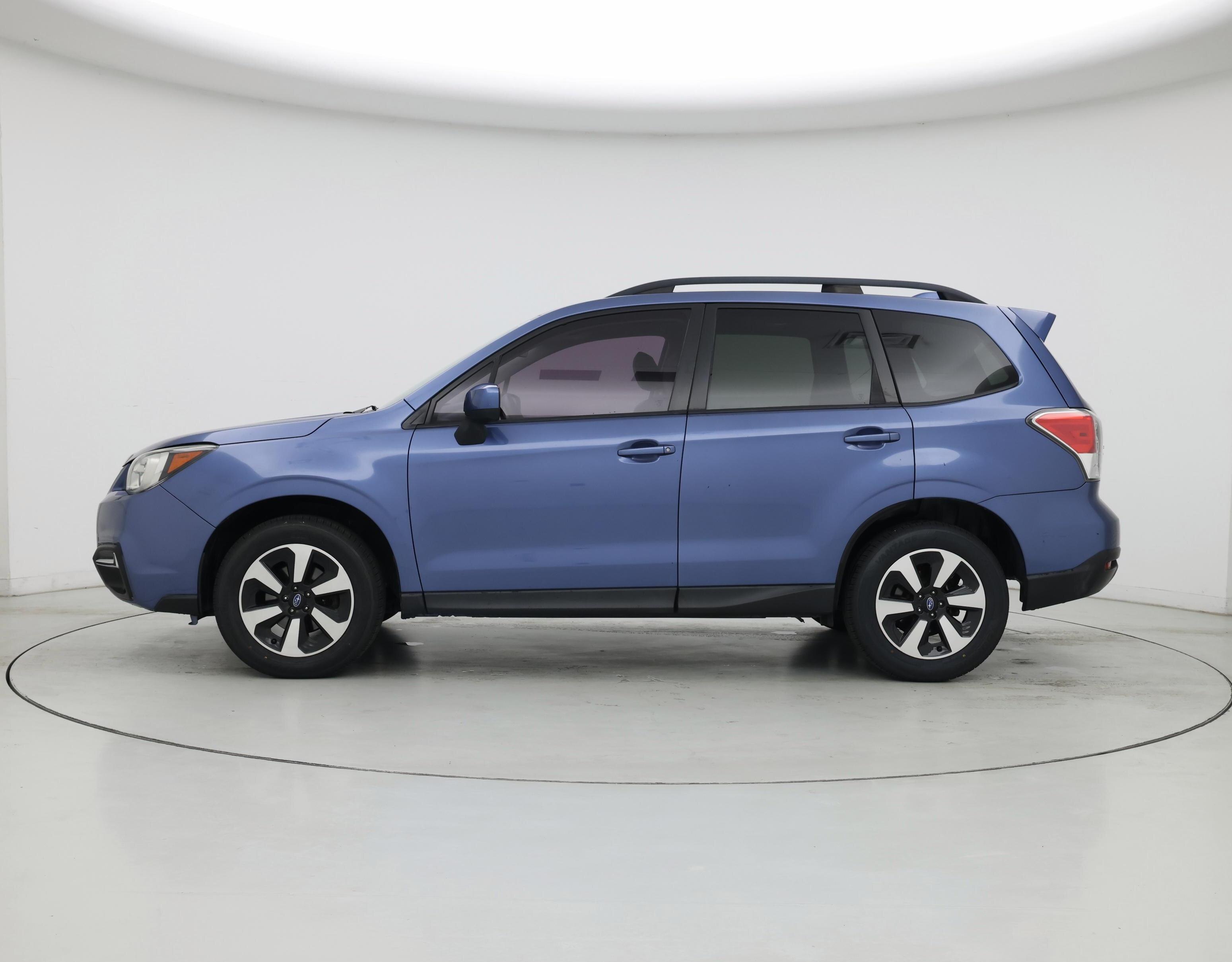 Thumbnail: 2017 Subaru Forester - 3