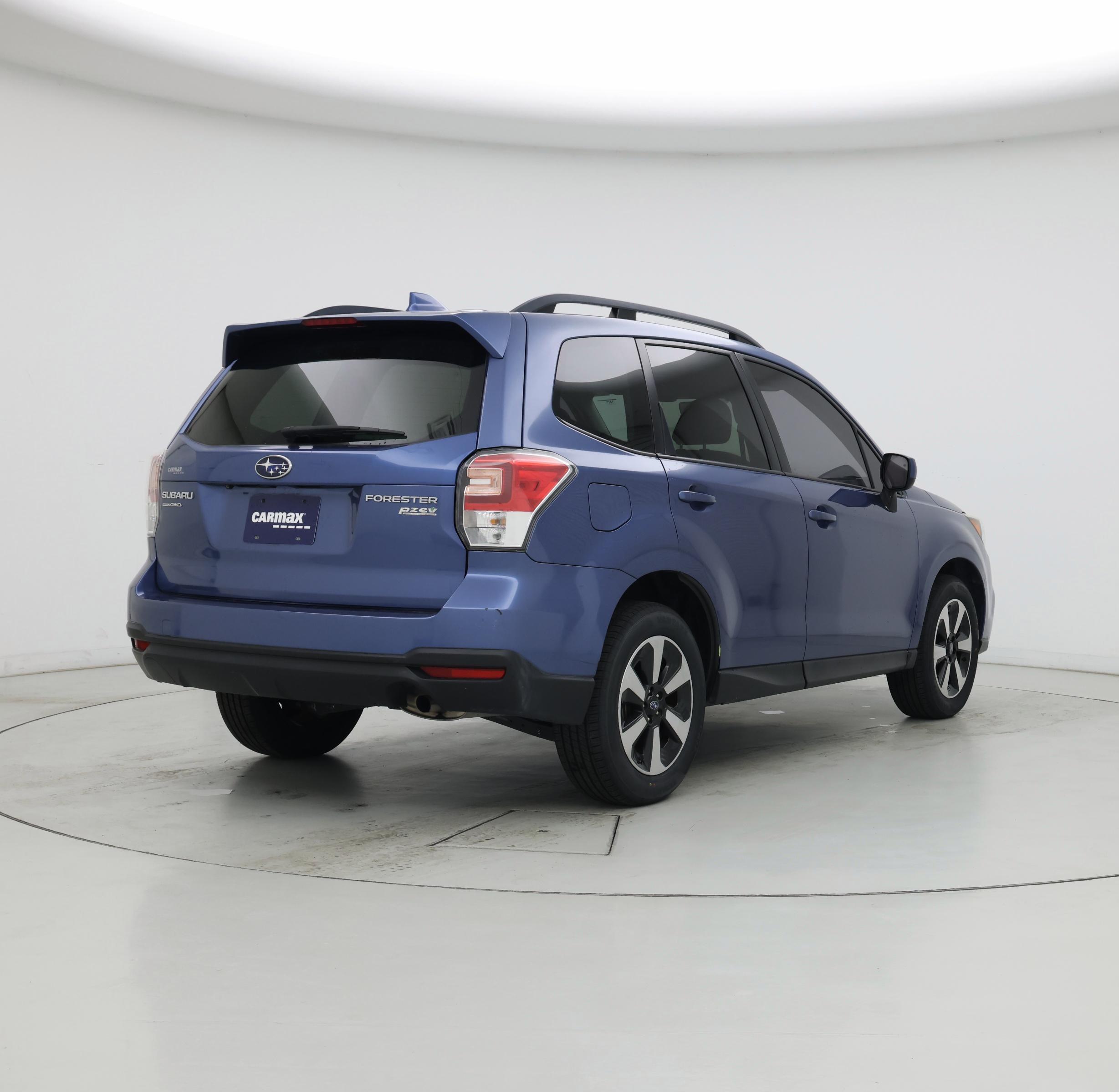 Thumbnail: 2017 Subaru Forester - 8