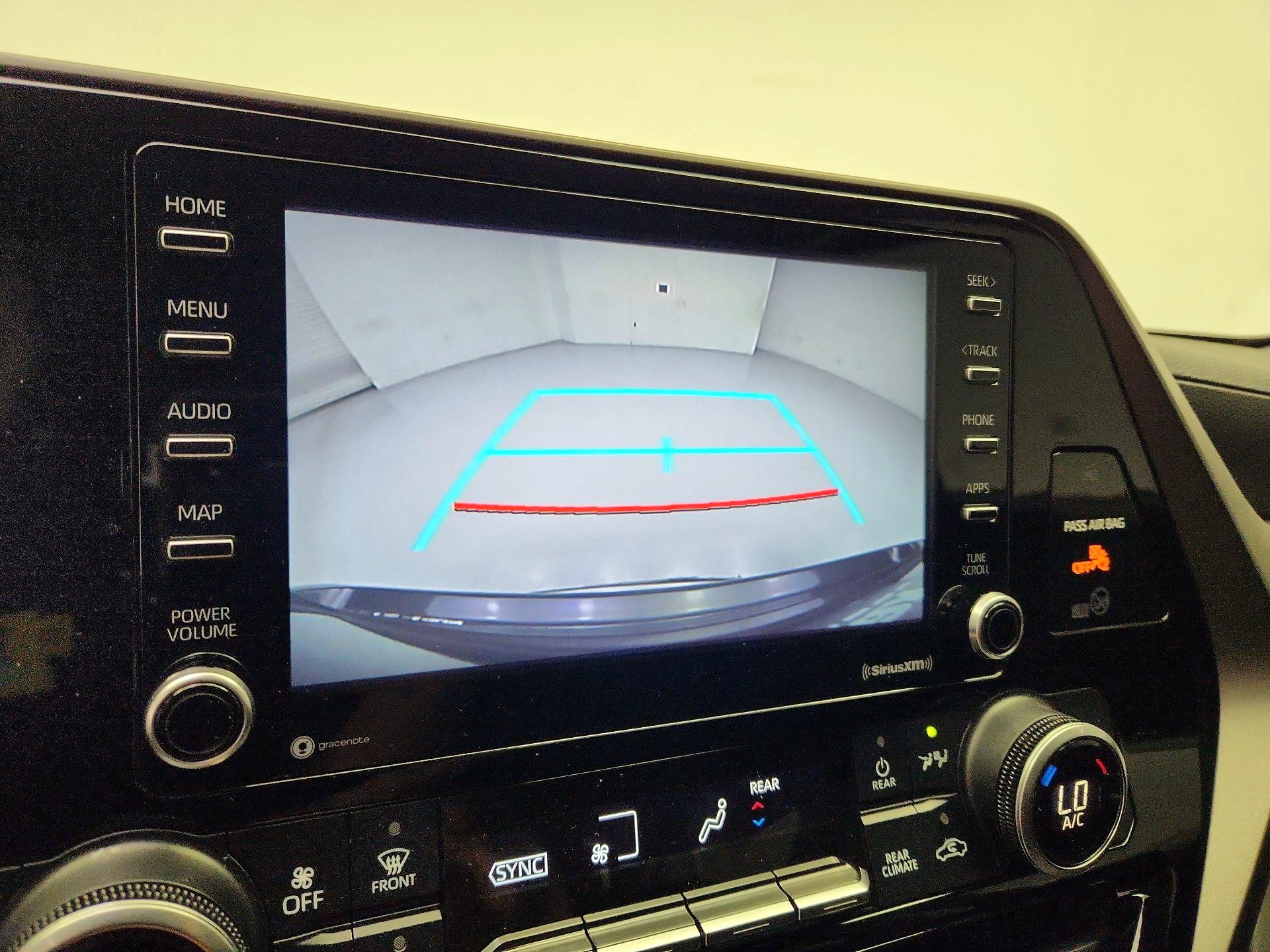 Thumbnail: 2020 Toyota Highlander - 14