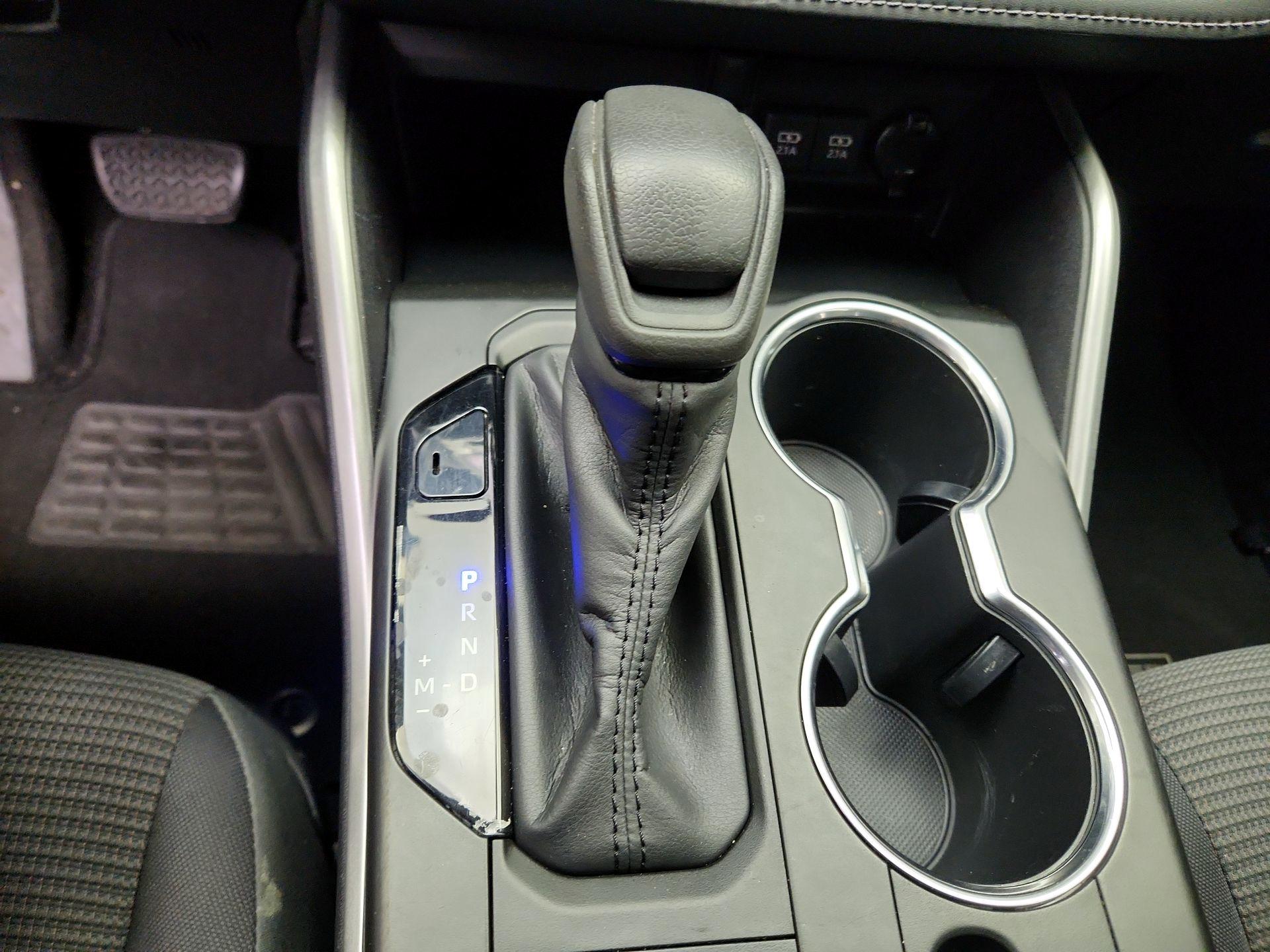 Thumbnail: 2020 Toyota Highlander - 17