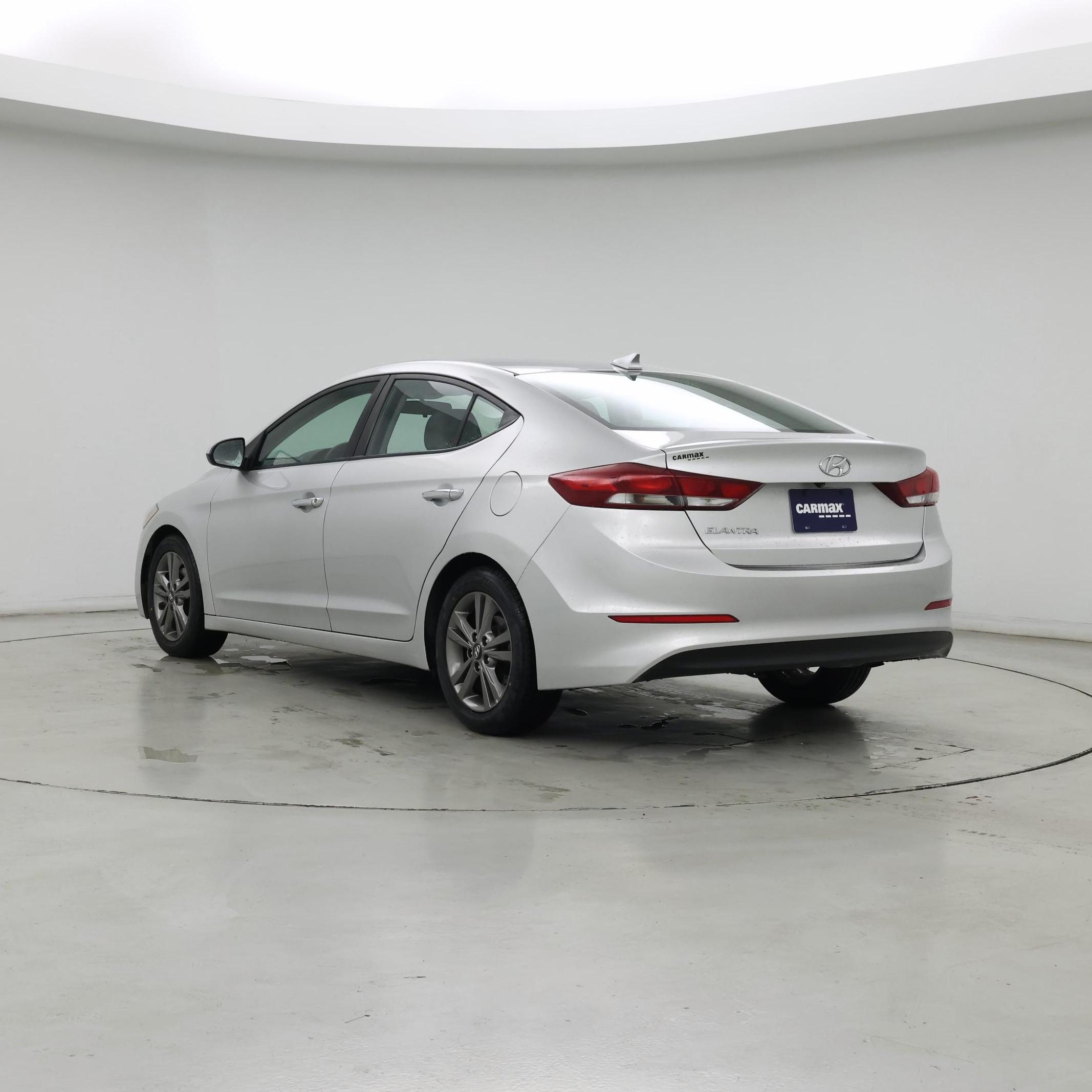 Thumbnail: 2018 Hyundai Elantra - 2