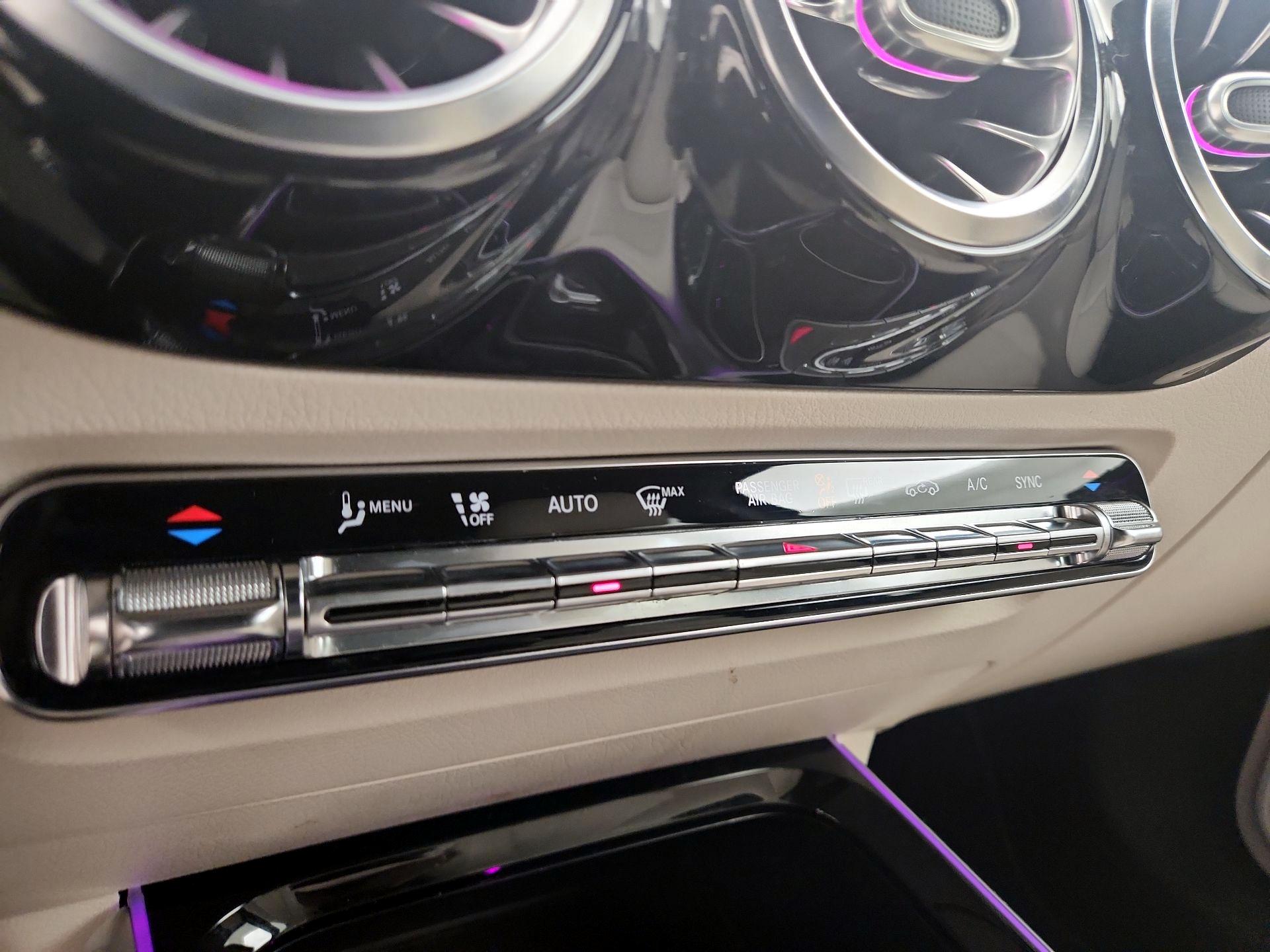 Thumbnail: 2021 Mercedes-Benz GLA - 16