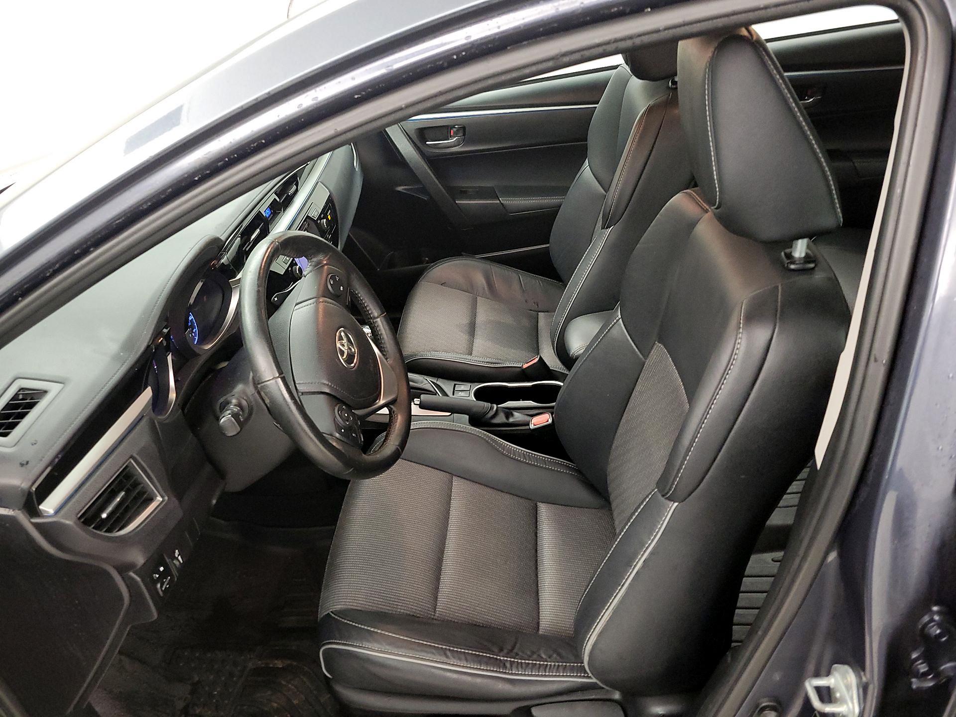 Thumbnail: 2016 Toyota Corolla - 11