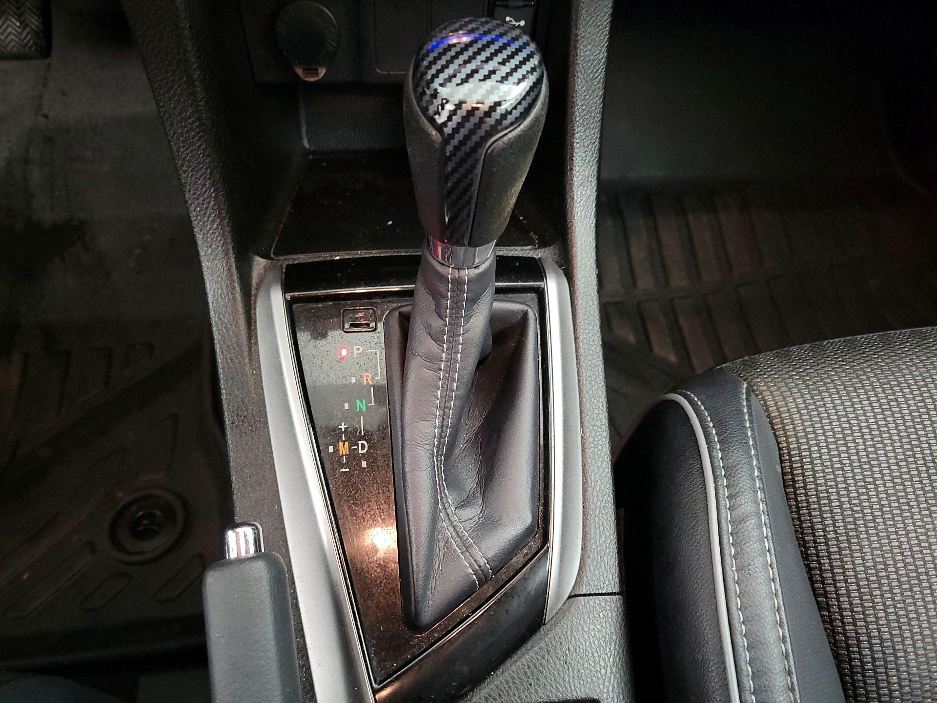 Thumbnail: 2016 Toyota Corolla - 17