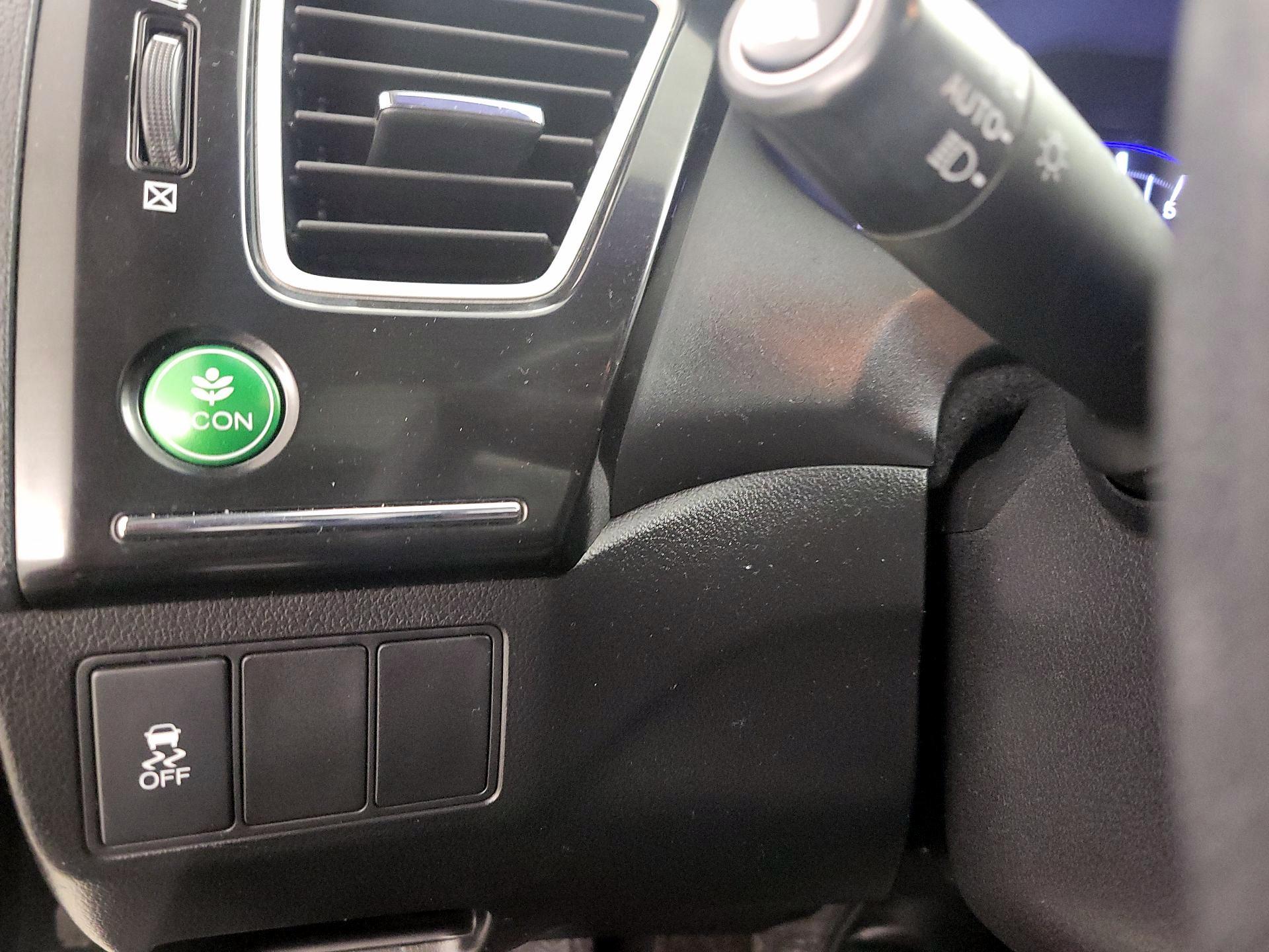 Thumbnail: 2015 Honda Civic - 13