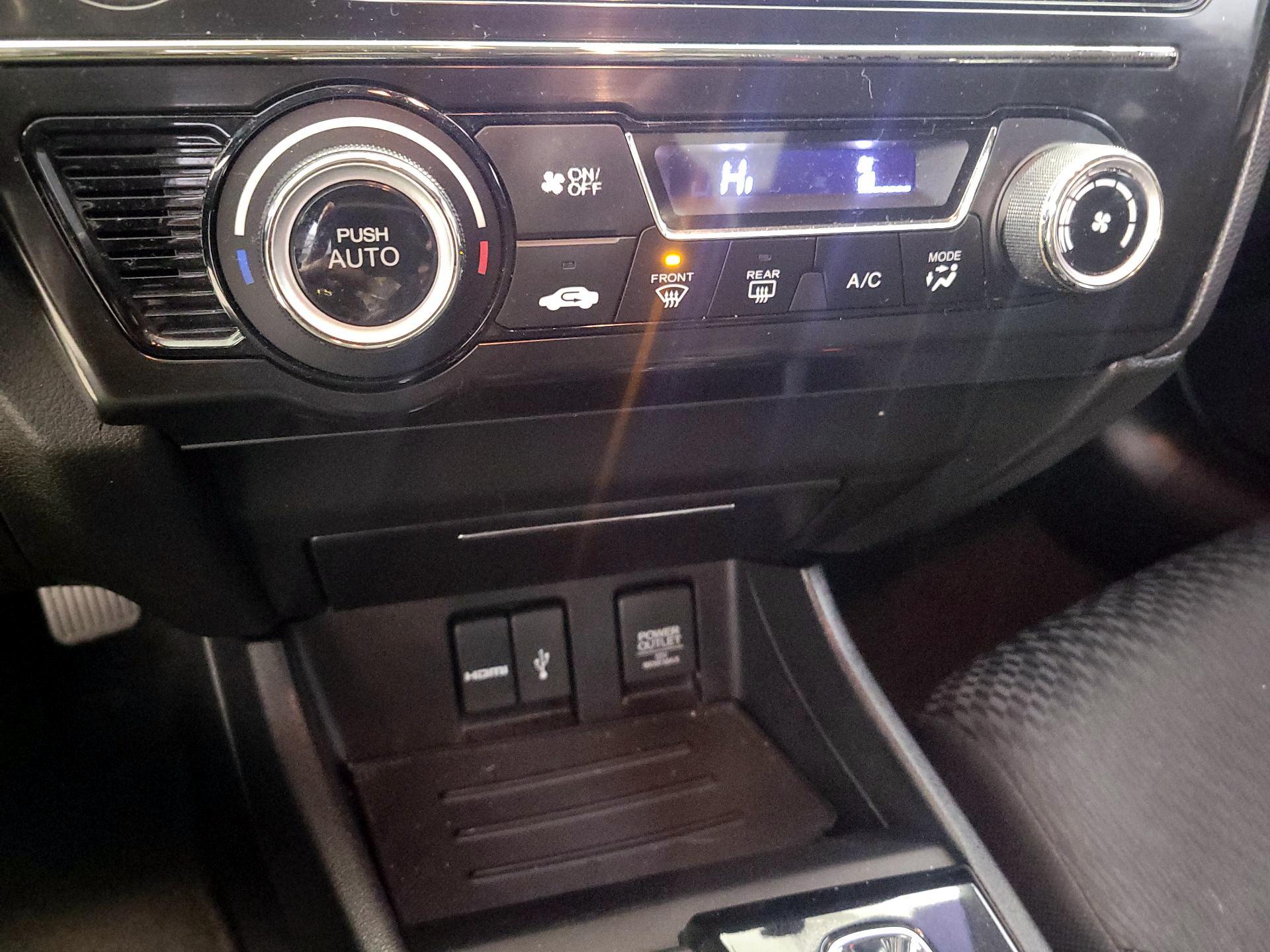 Thumbnail: 2015 Honda Civic - 16