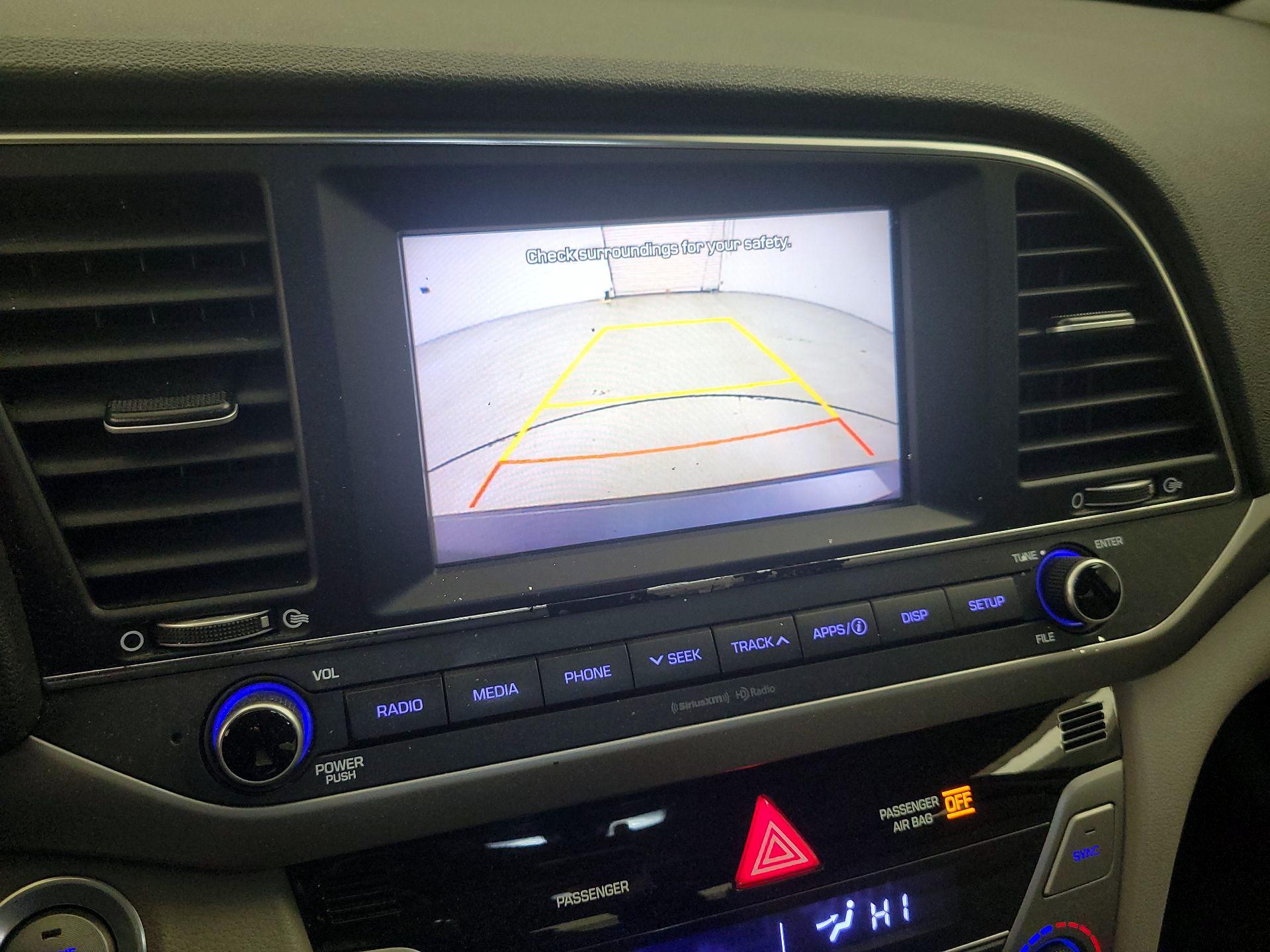 Thumbnail: 2018 Hyundai Elantra - 14