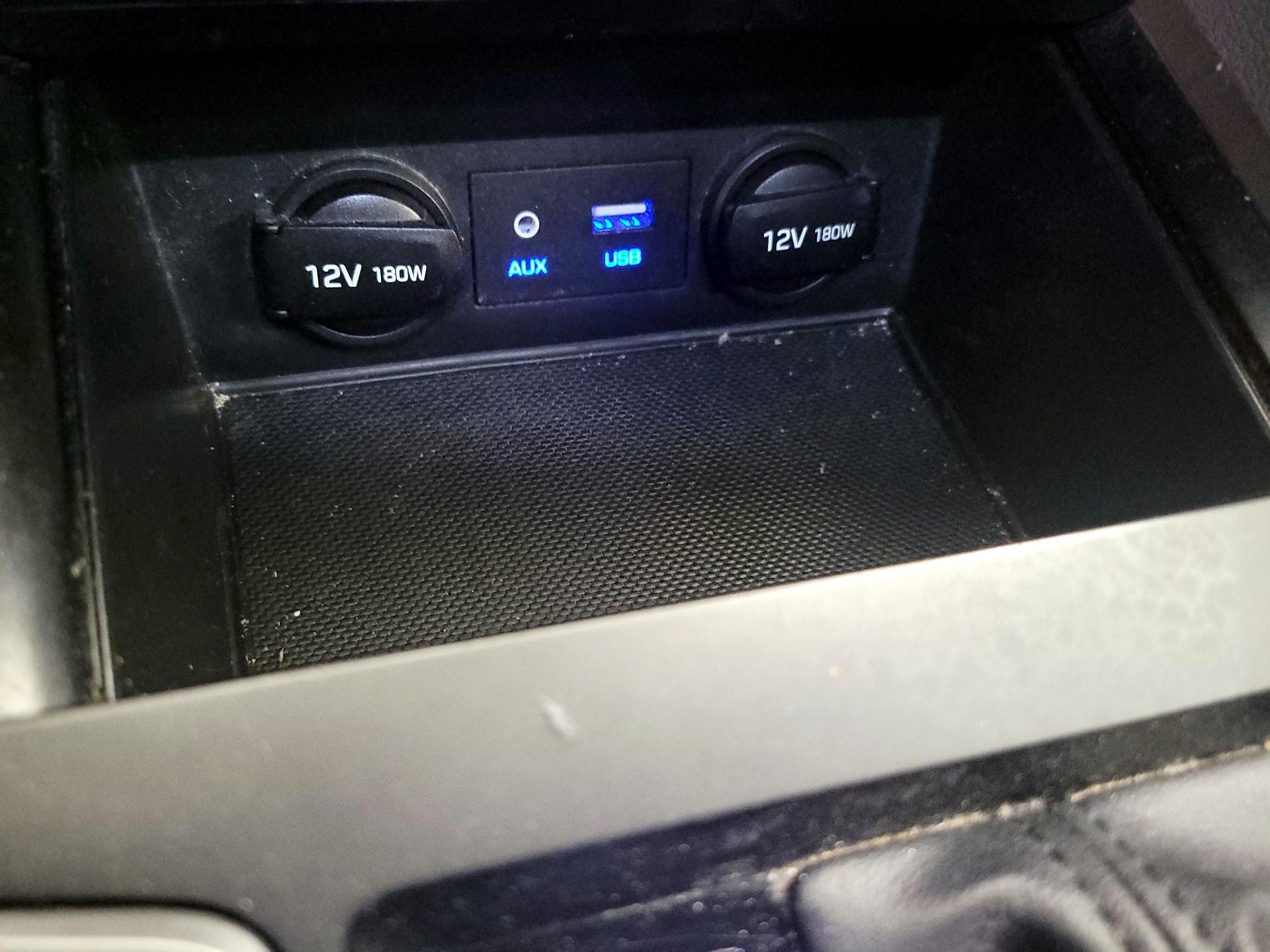 Thumbnail: 2018 Hyundai Elantra - 18