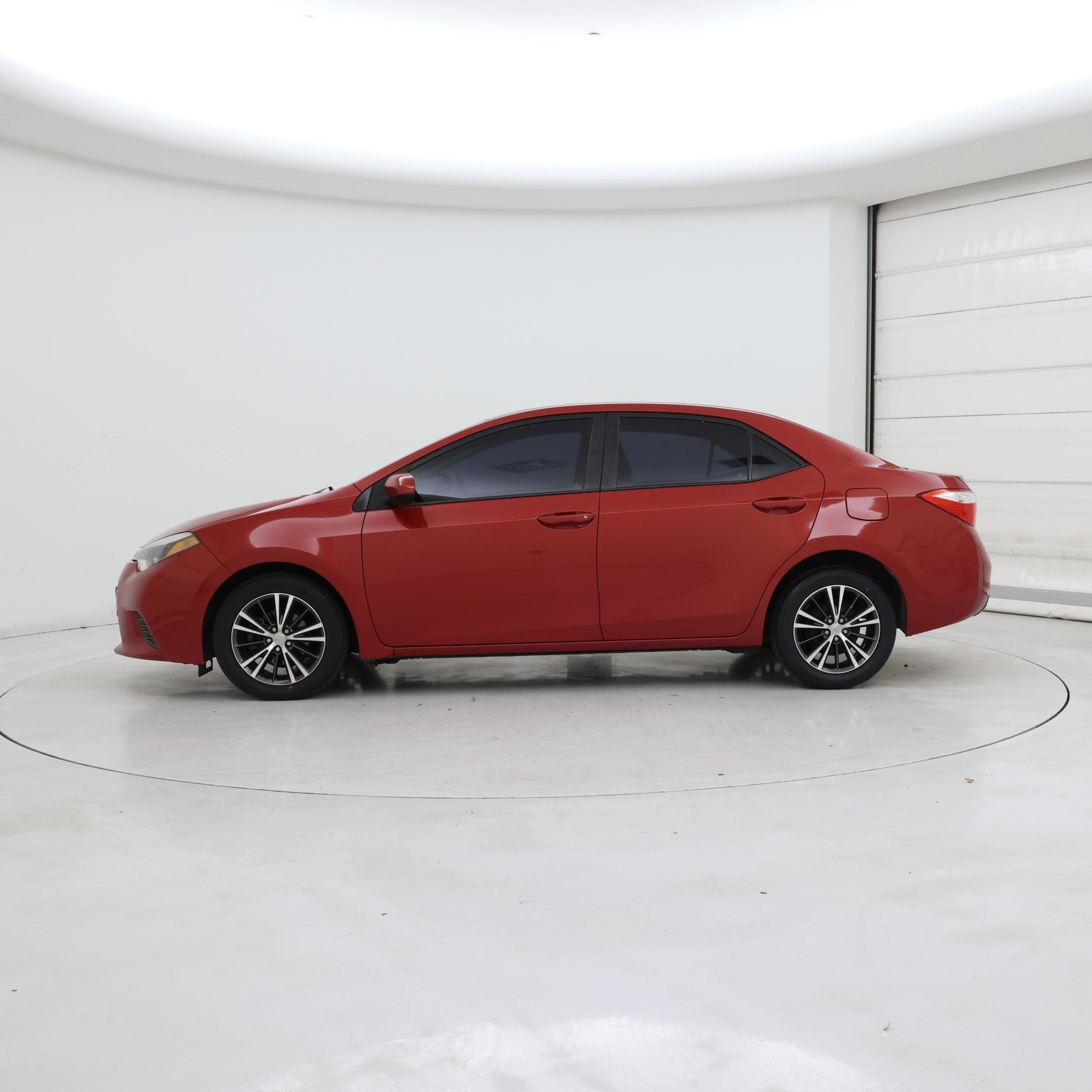 Thumbnail: 2016 Toyota Corolla - 3