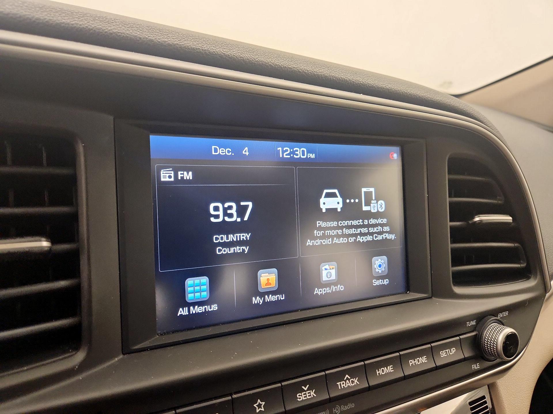 Thumbnail: 2020 Hyundai Elantra - 15