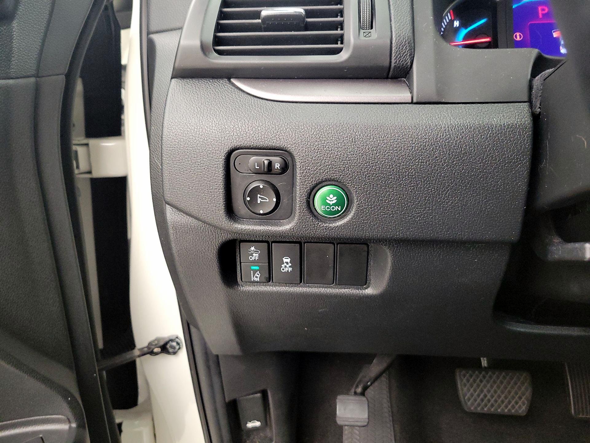 Thumbnail: 2019 Honda Pilot - 13