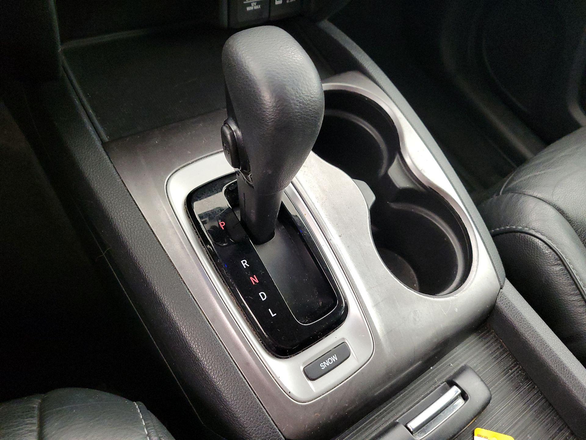 Thumbnail: 2019 Honda Pilot - 18