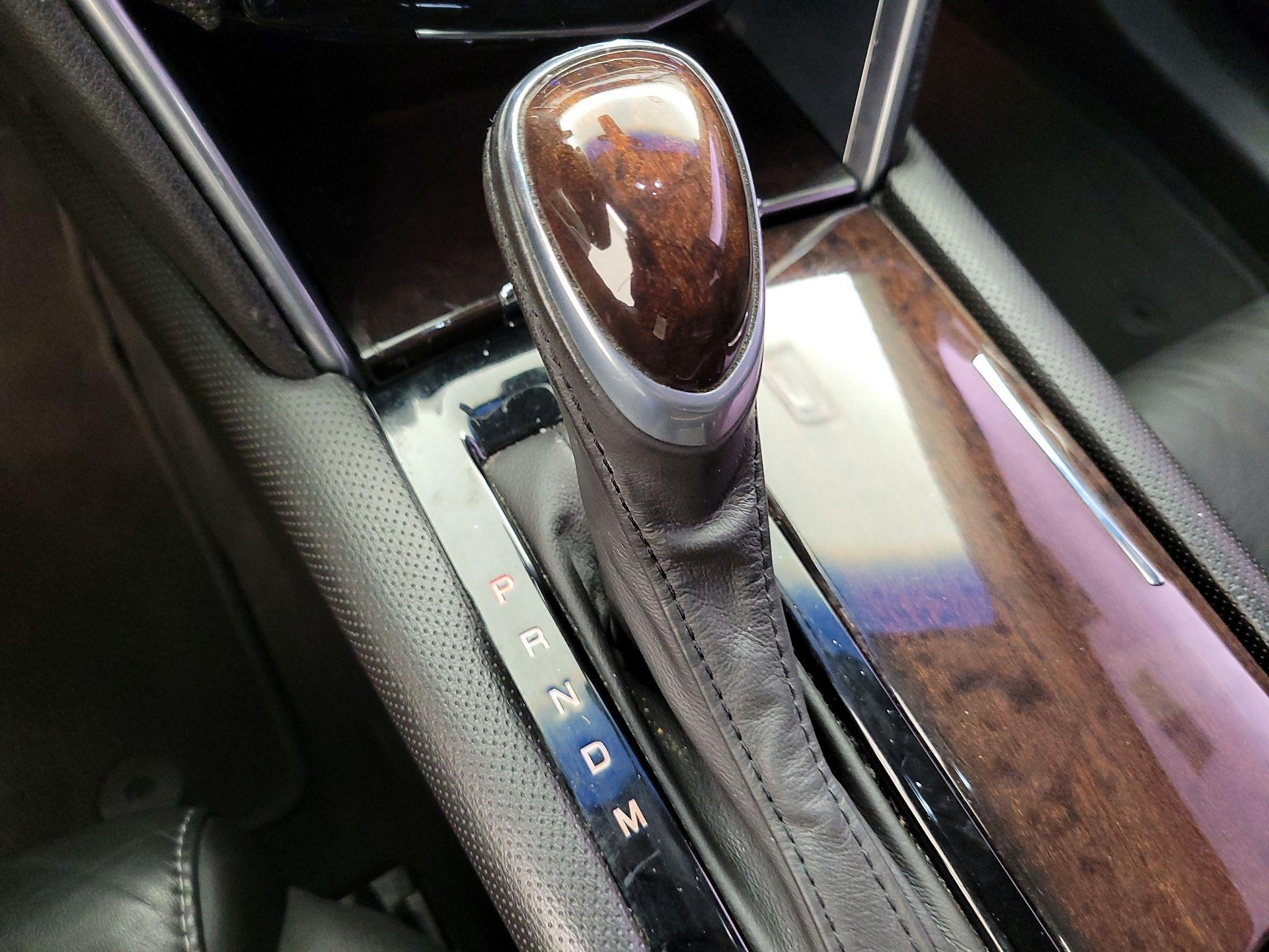 Thumbnail: 2016 Cadillac XTS - 18