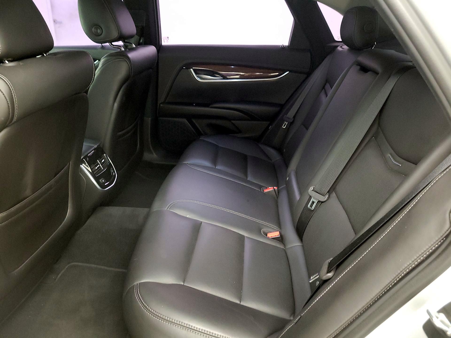 Thumbnail: 2016 Cadillac XTS - 20