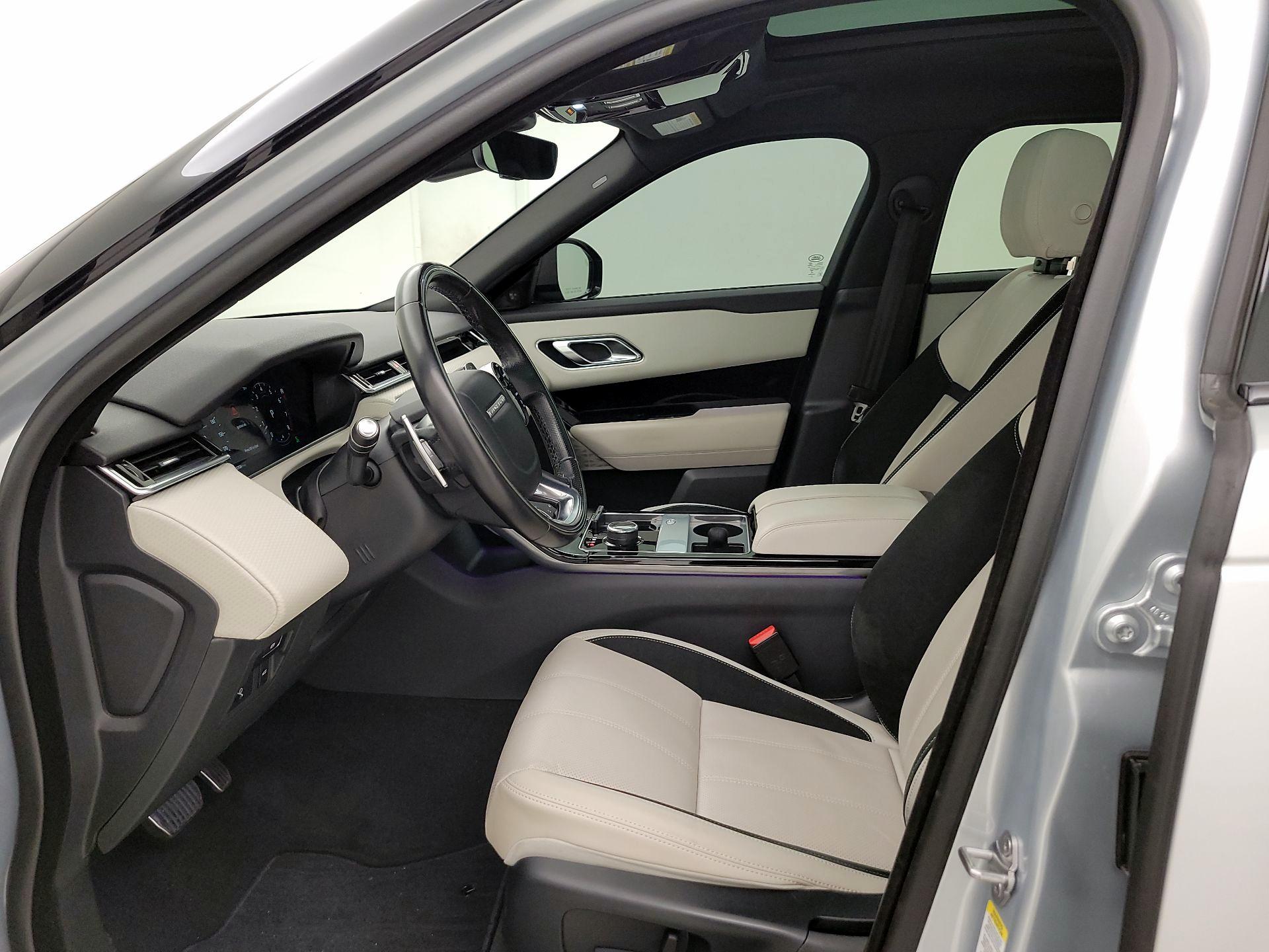 Thumbnail: 2018 Land Rover Range Rover Velar - 11