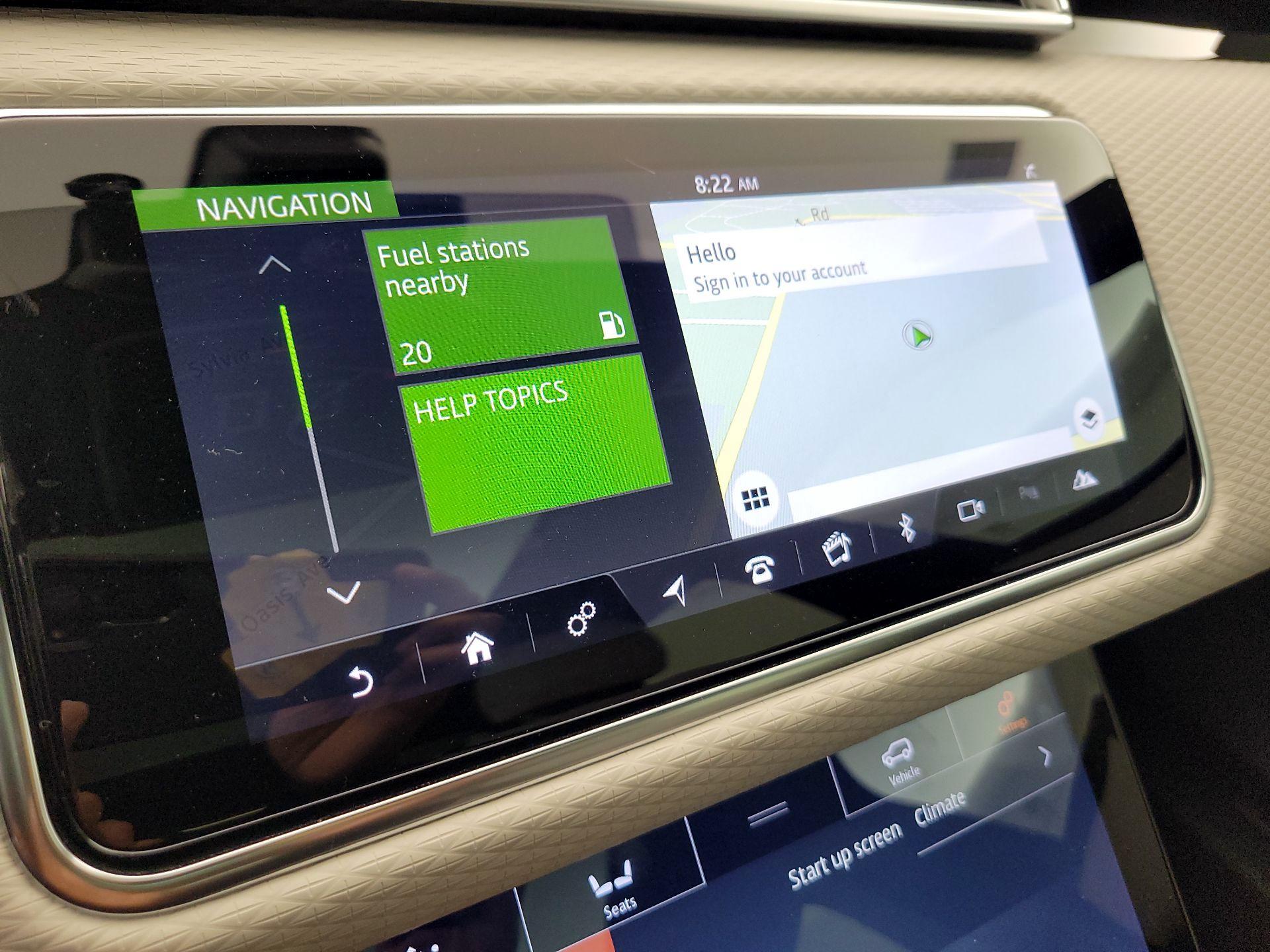 Thumbnail: 2018 Land Rover Range Rover Velar - 14