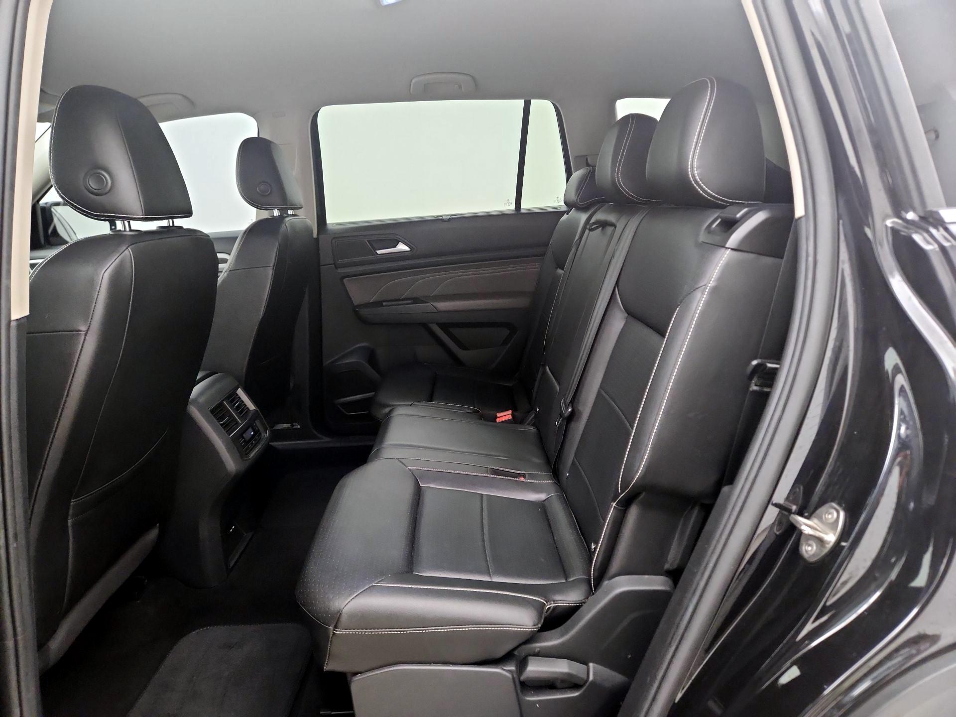 Thumbnail: 2021 Volkswagen Atlas - 19