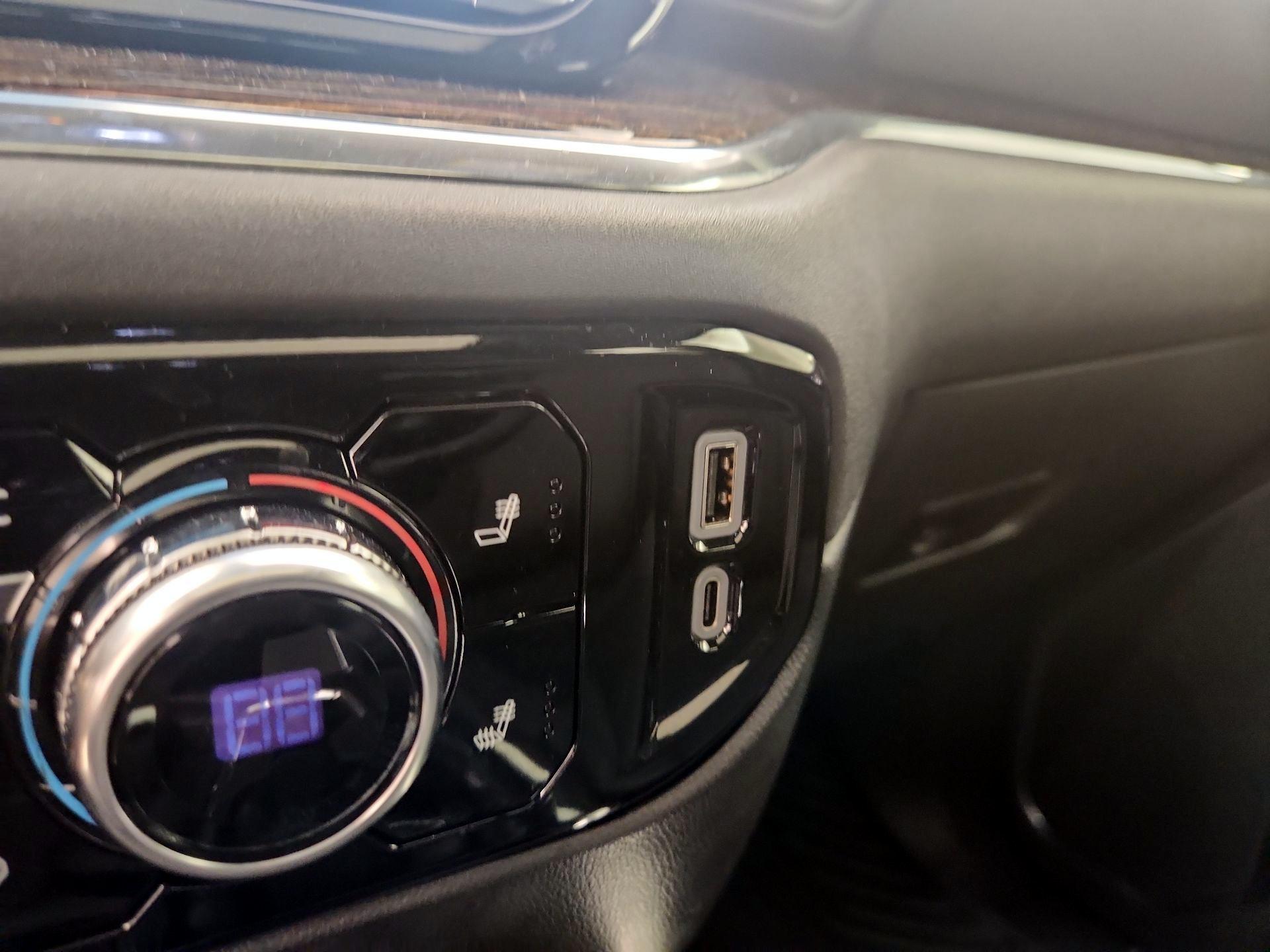 Thumbnail: 2023 GMC Sierra 1500 - 19