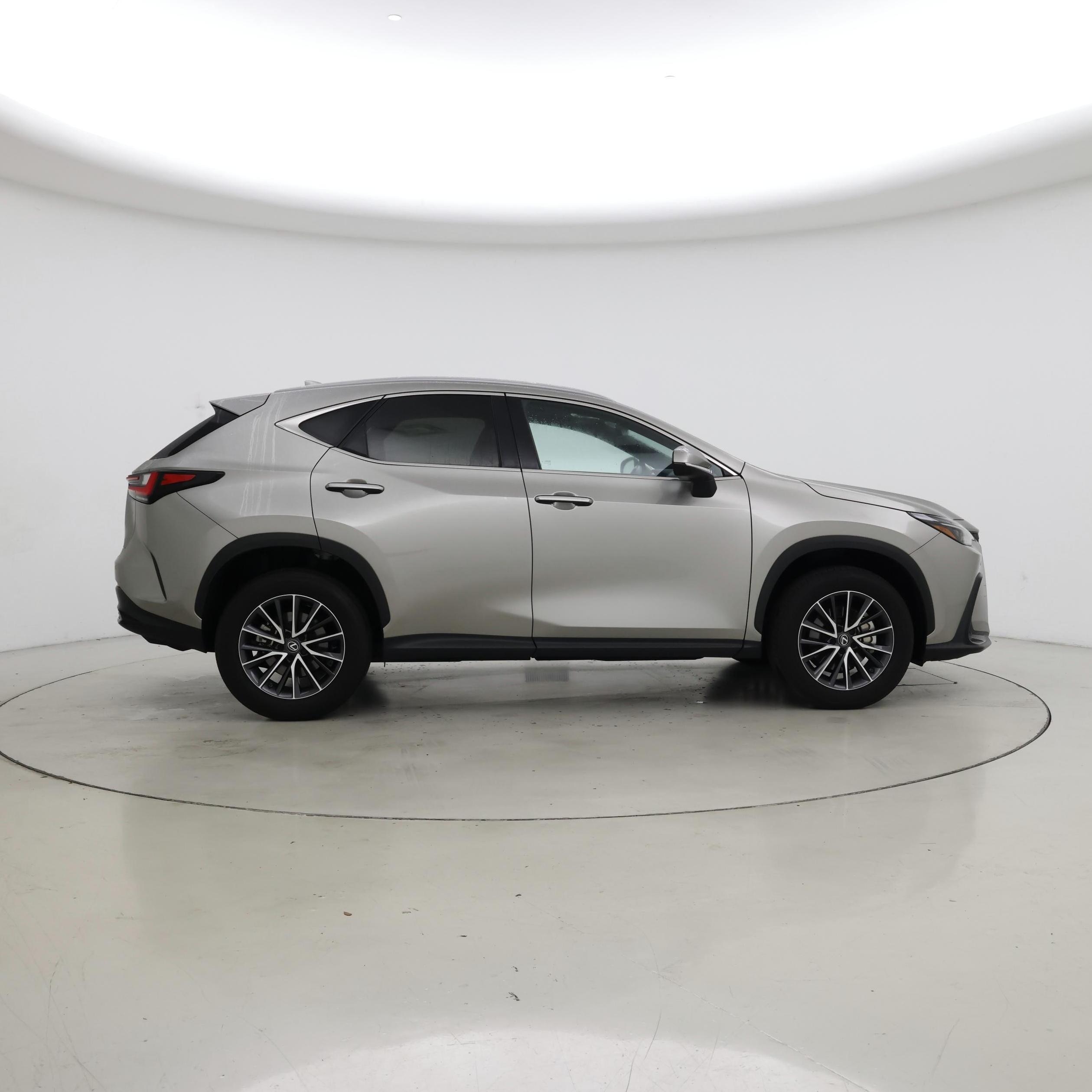 Thumbnail: 2023 Lexus NX - 7