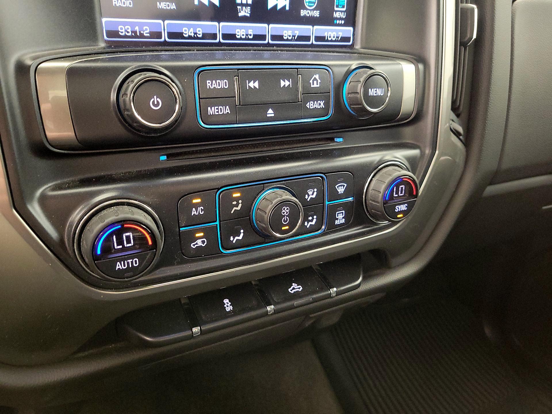 Thumbnail: 2018 Chevrolet Silverado 1500 - 16