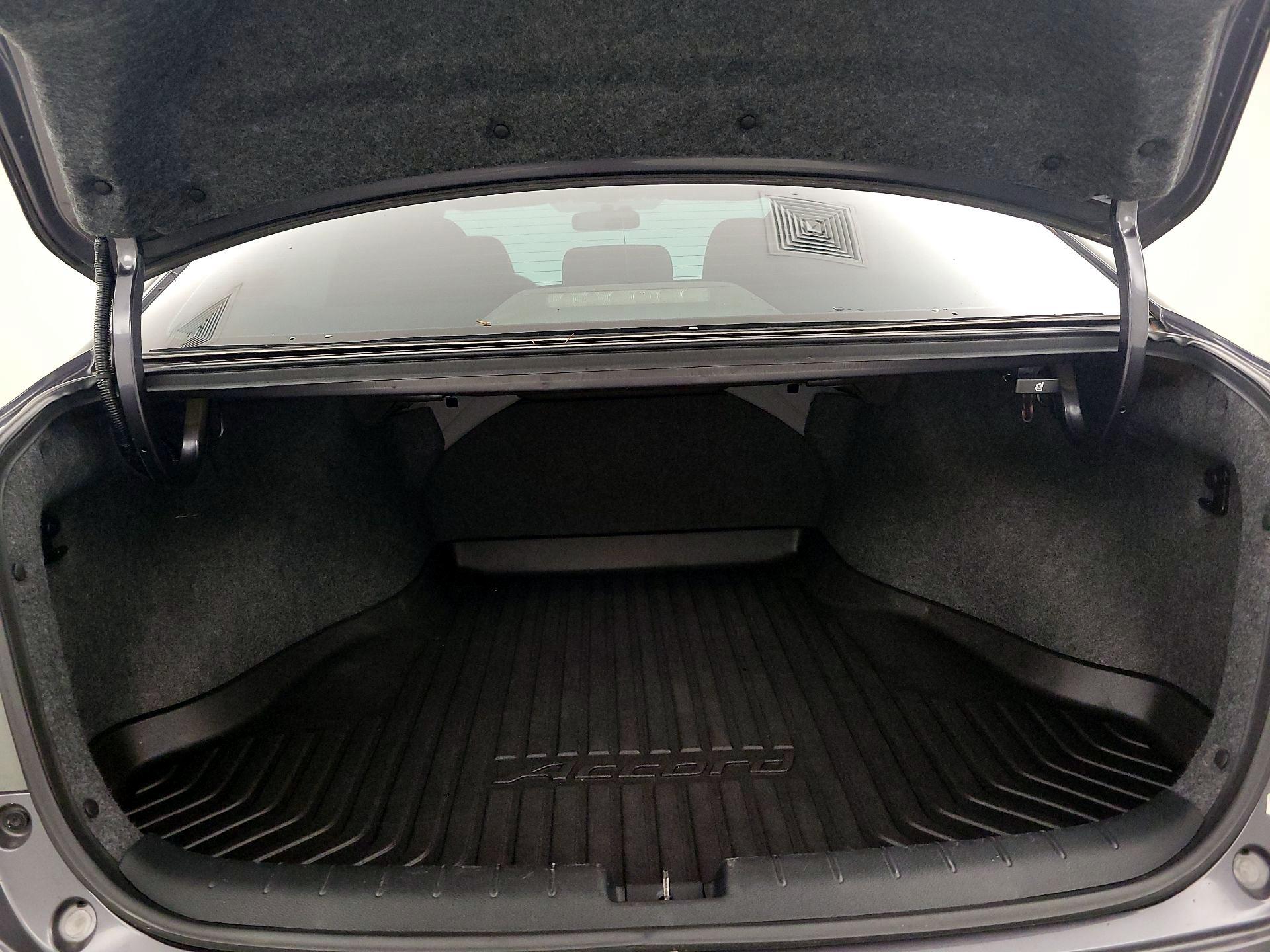 Thumbnail: 2015 Honda Accord - 20