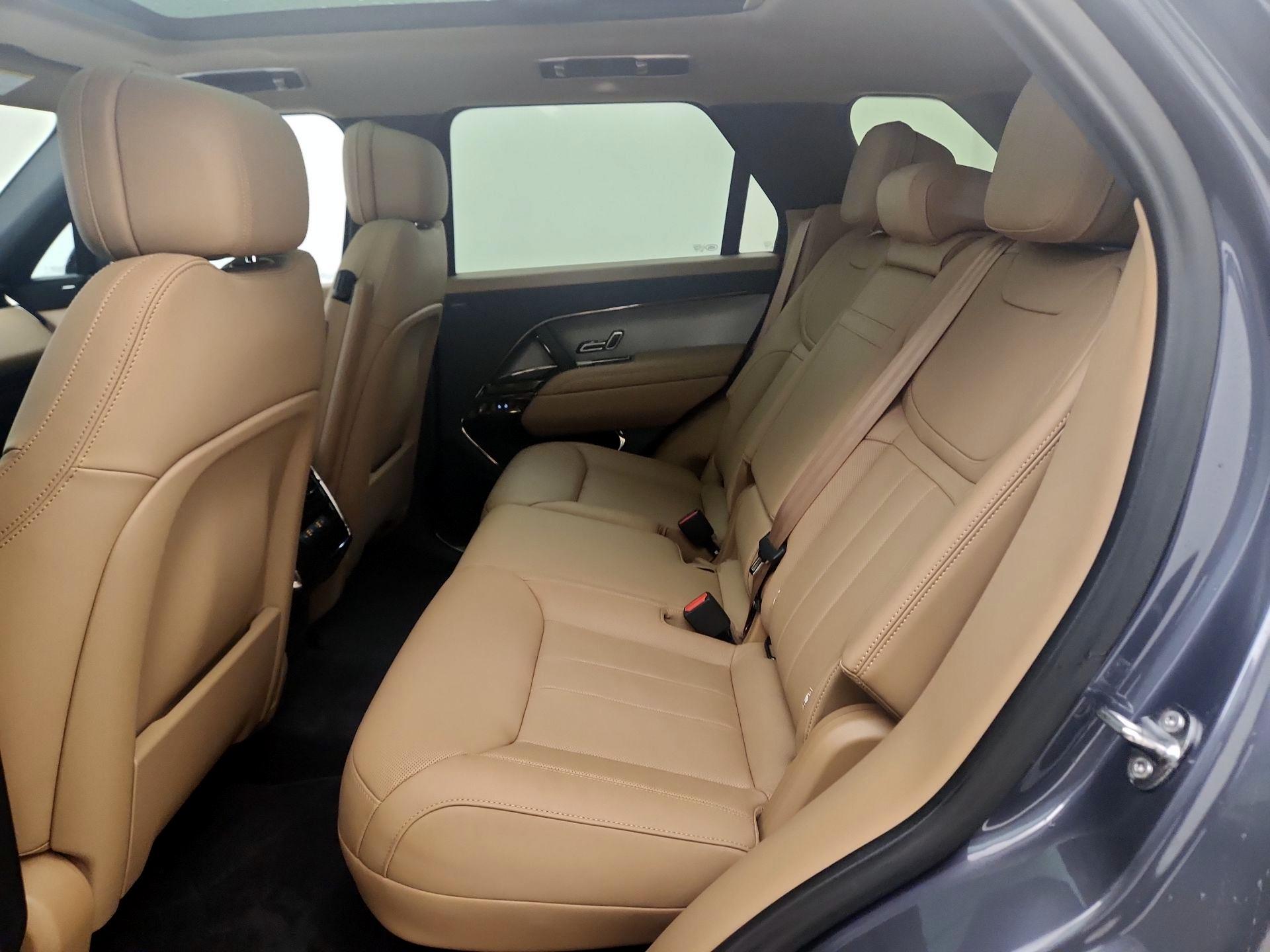 Thumbnail: 2024 Land Rover Range Rover Sport - 20