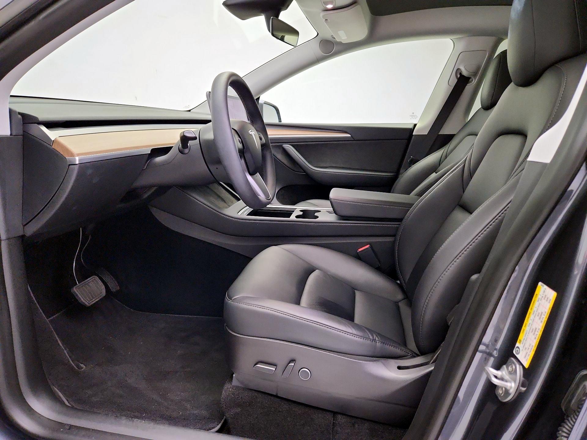 Thumbnail: 2023 Tesla Model Y - 11