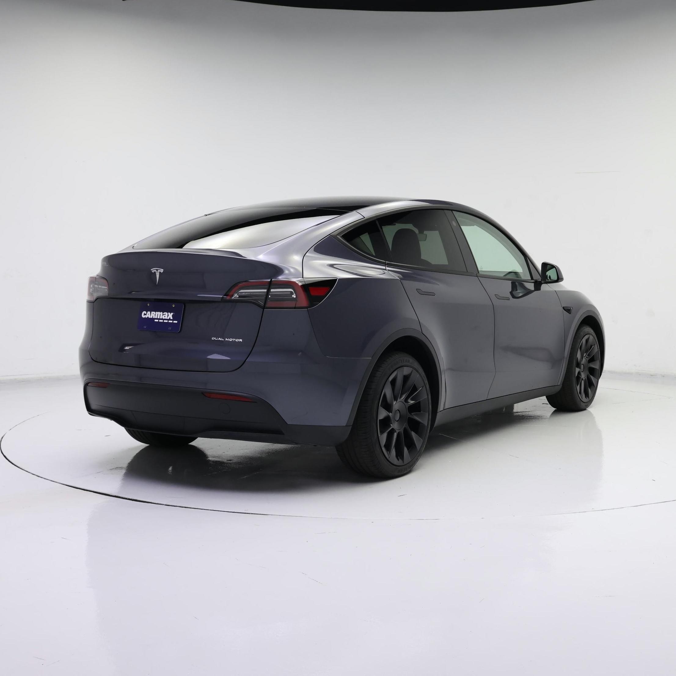 Thumbnail: 2023 Tesla Model Y - 8